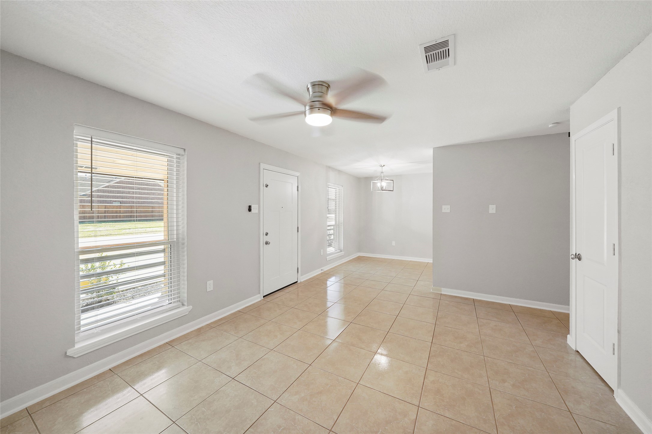 2526 Appian Way 4 Property Photo 17