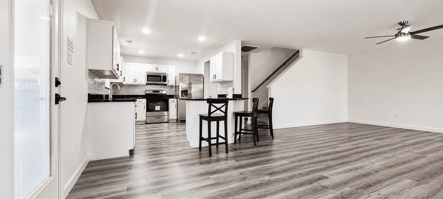 7718 Muley Lane Property Photo 4