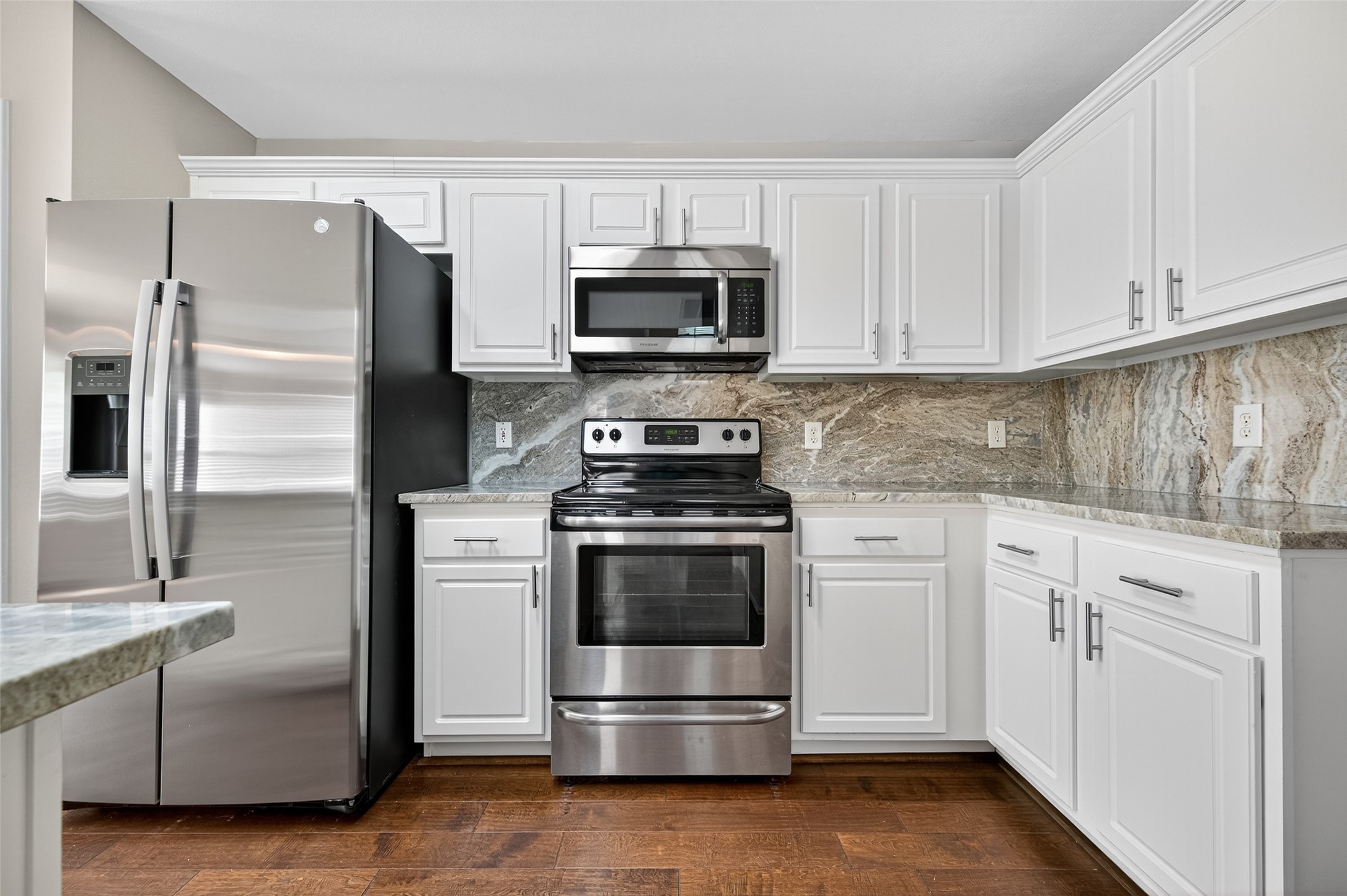 54 Marble Rock Place Property Photo 7