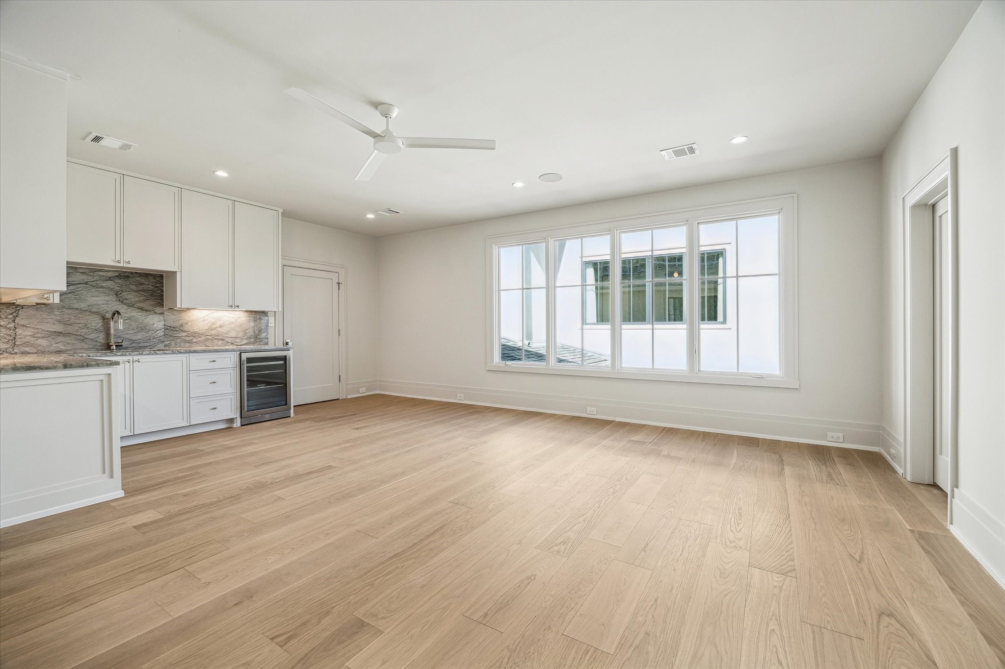 3717 Chevy Chase Drive Property Photo 44