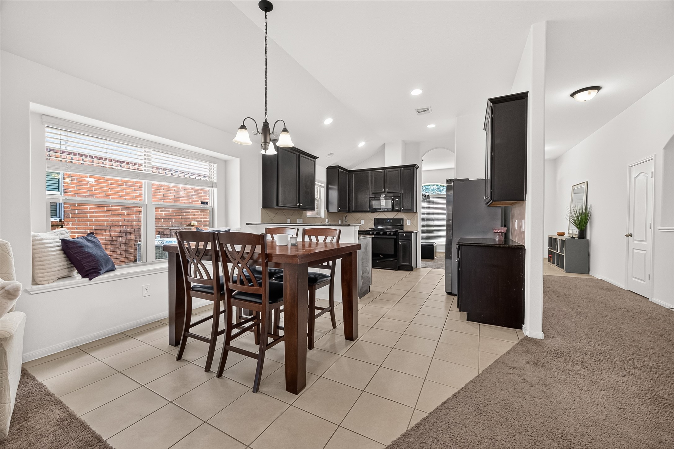 2534 Seahorse Bend Drive Property Photo 14