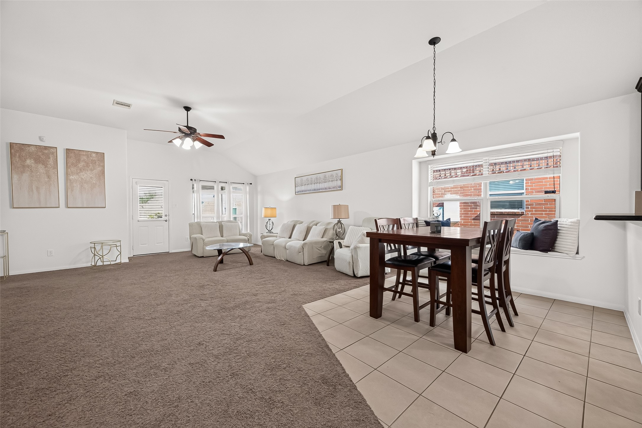 2534 Seahorse Bend Drive Property Photo 16