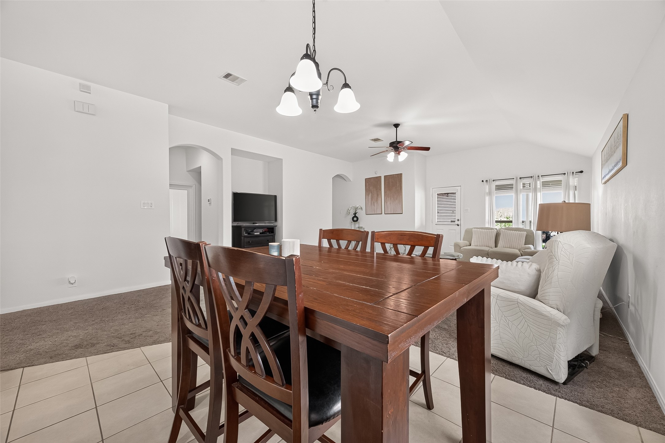 2534 Seahorse Bend Drive Property Photo 17