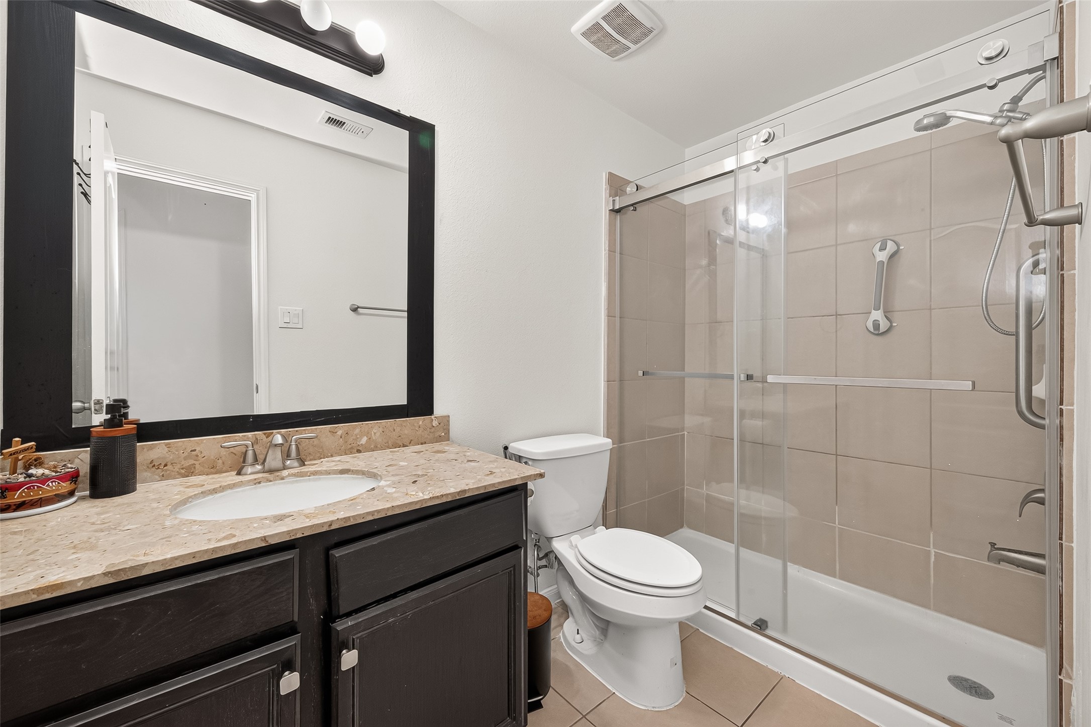 2534 Seahorse Bend Drive Property Photo 29