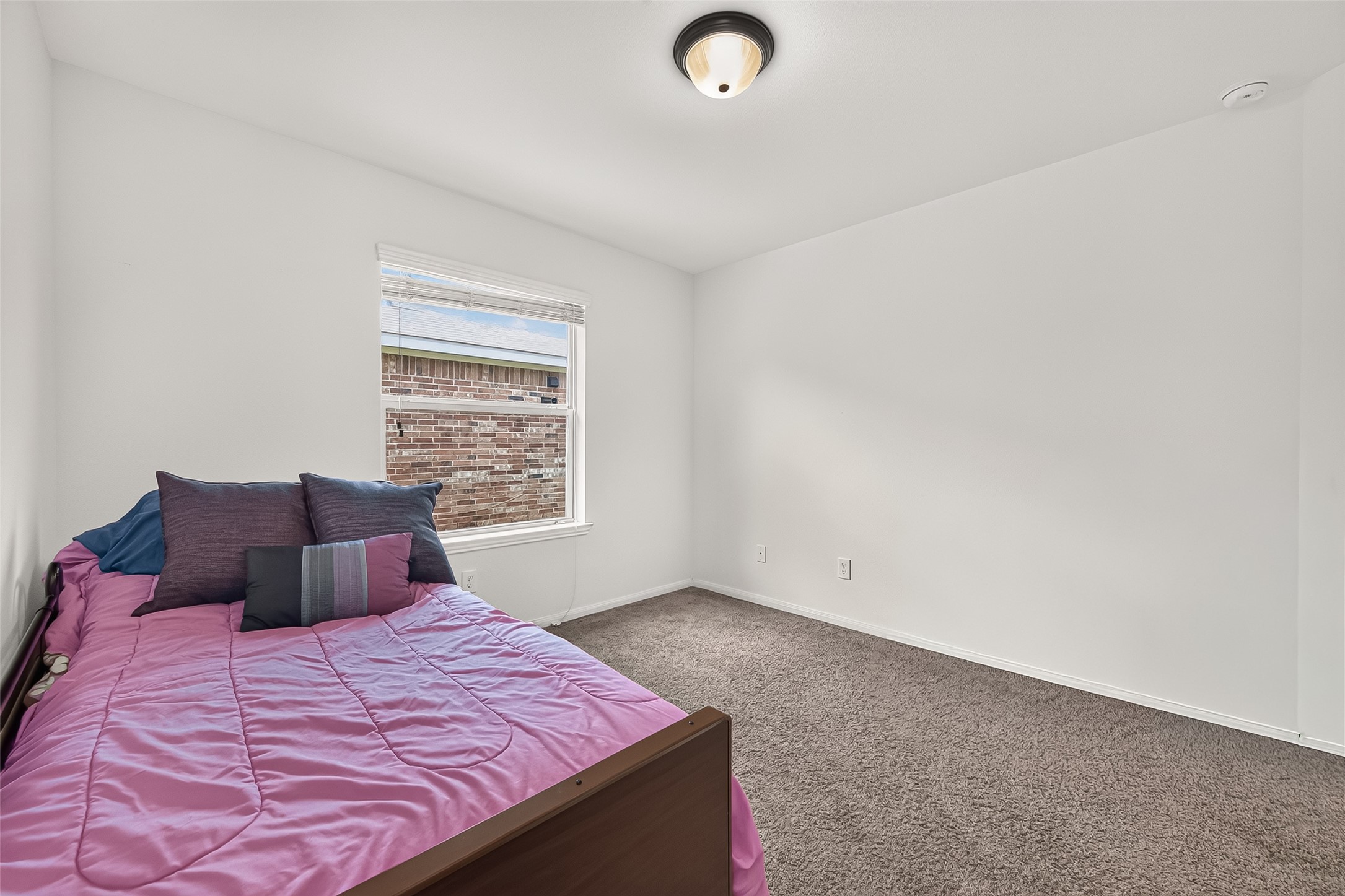 2534 Seahorse Bend Drive Property Photo 34