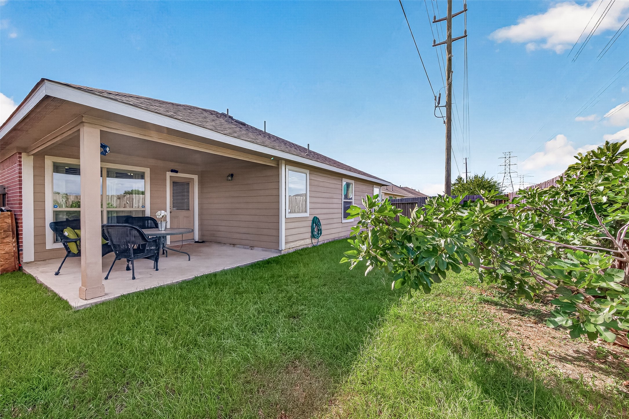 2534 Seahorse Bend Drive Property Photo 44
