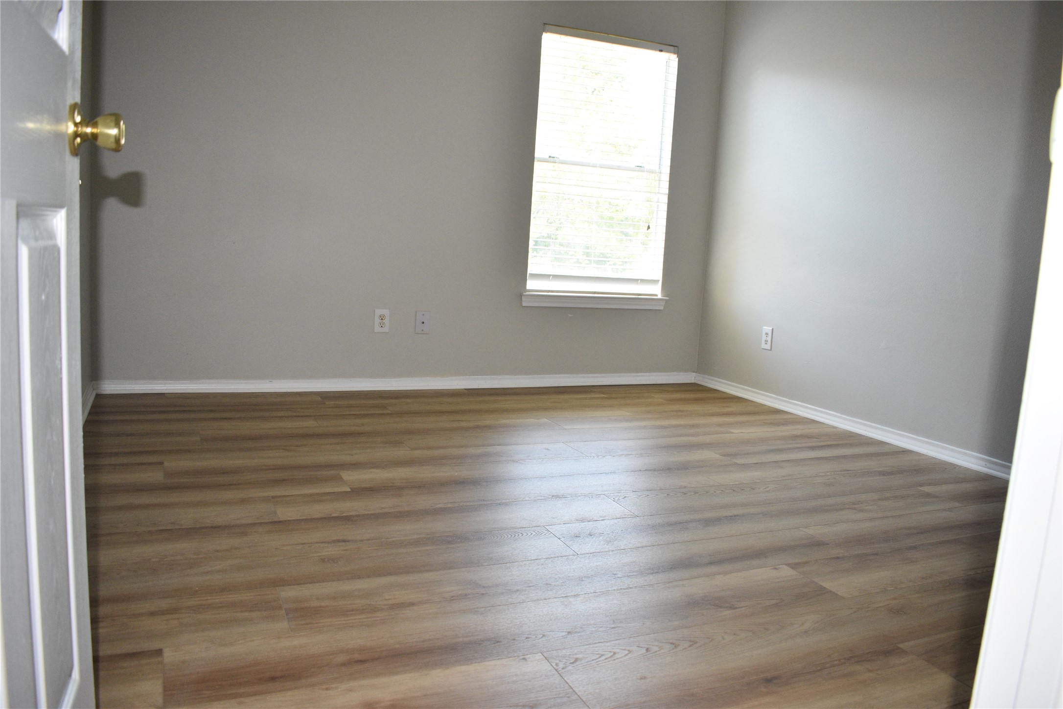 4214 Creek Ridge Lane Property Photo 6