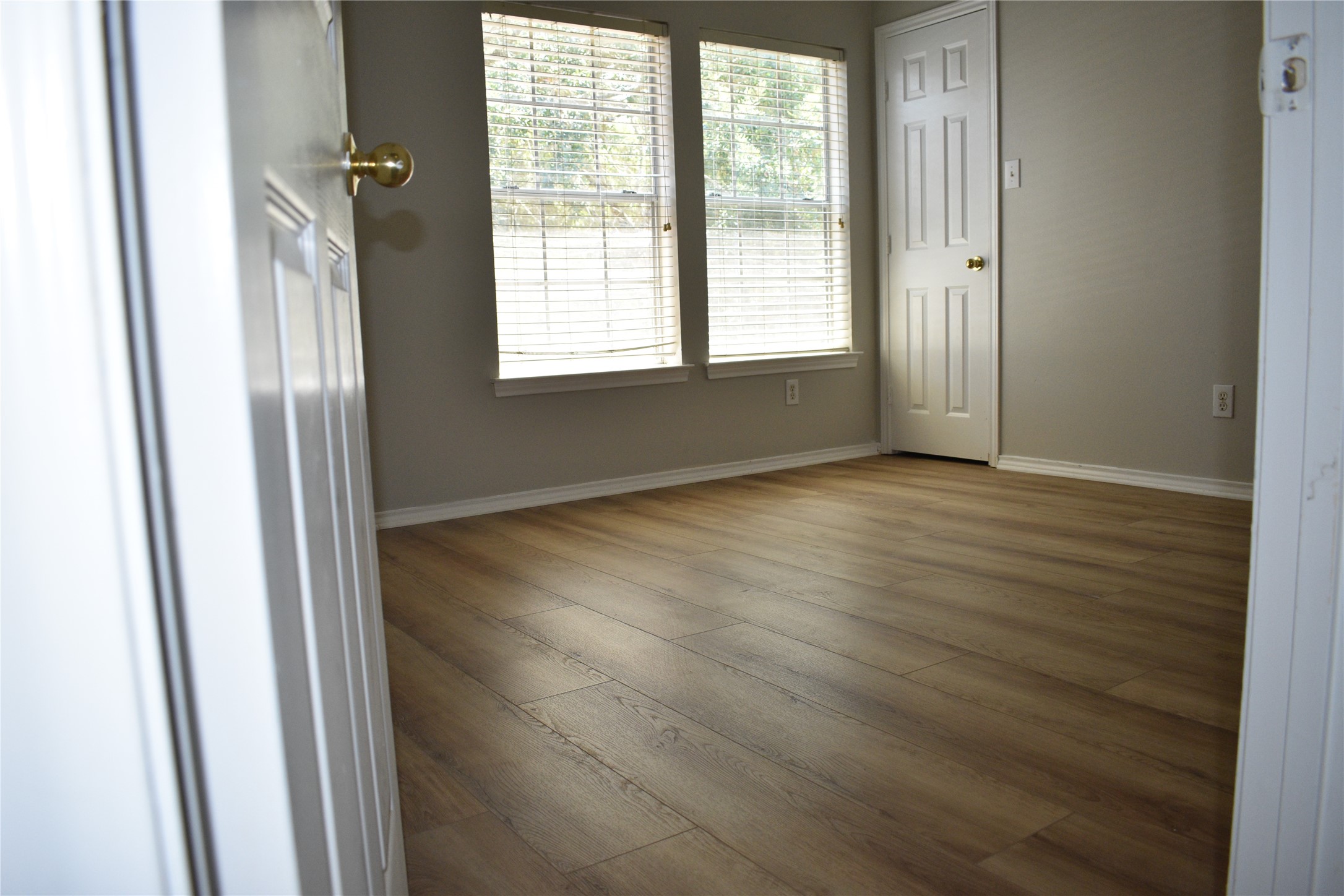 4214 Creek Ridge Lane Property Photo 7