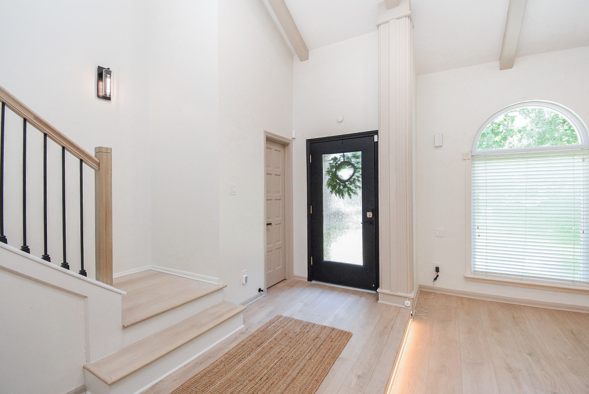 9342 Briar Forest Drive Property Photo 4