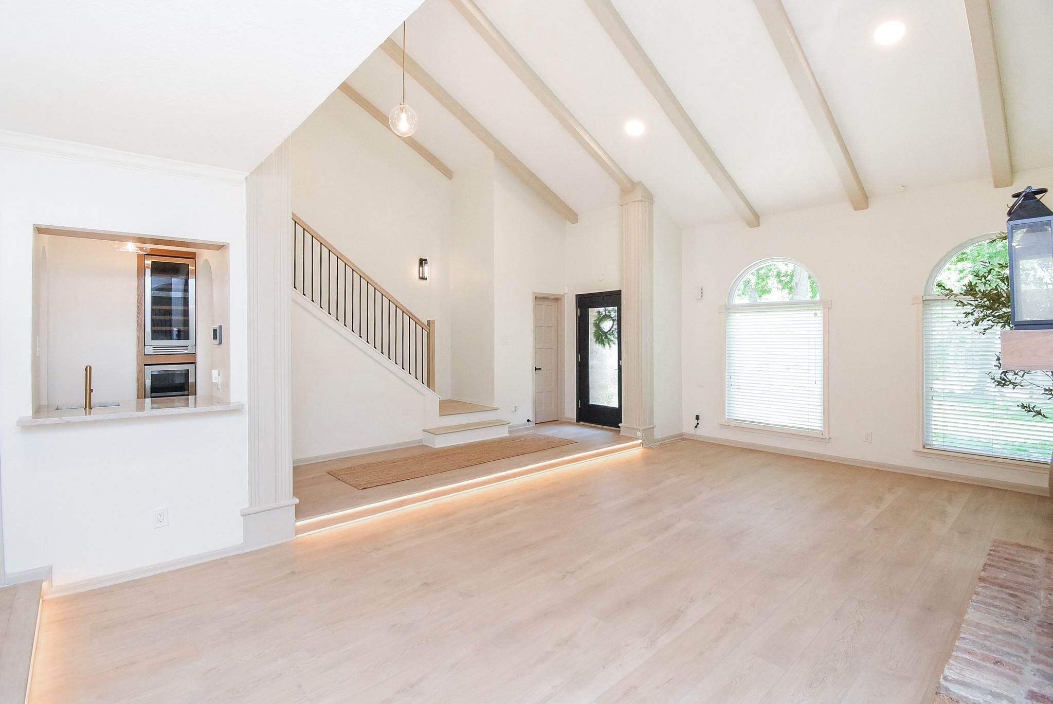 9342 Briar Forest Drive Property Photo 10
