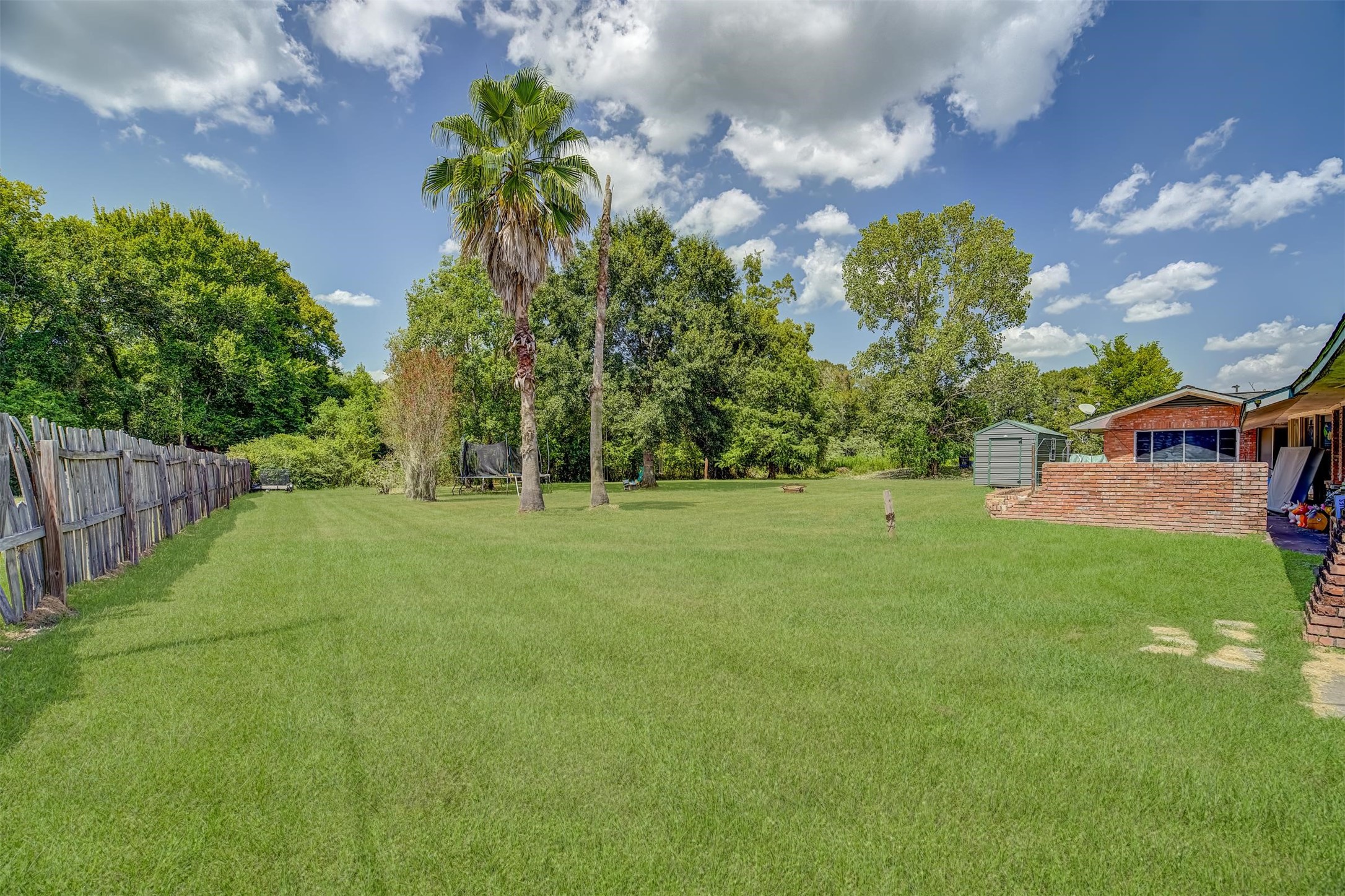 3013 N Main Property Photo 9