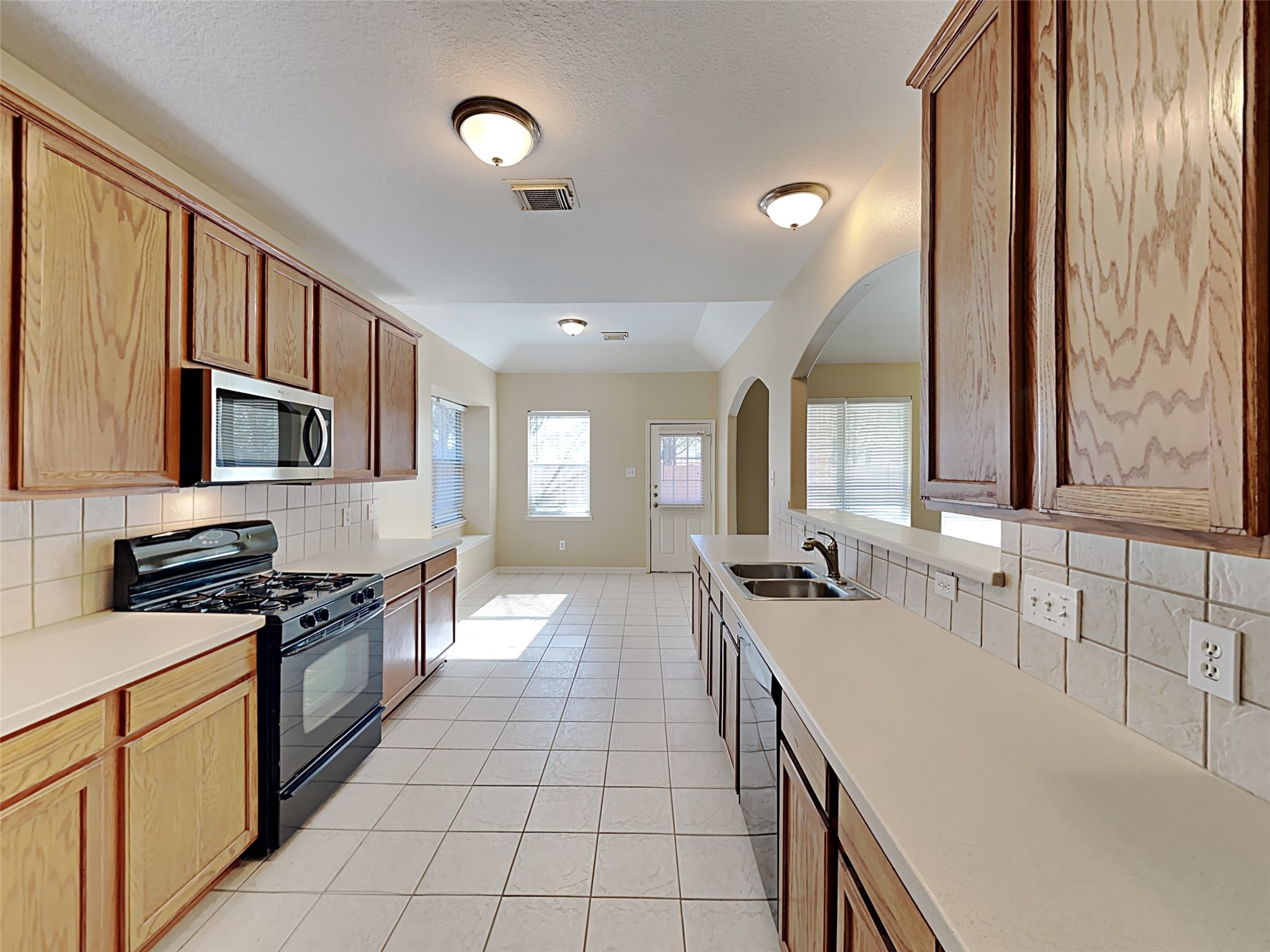 25803 Bayou Arbor Lane Property Photo 3