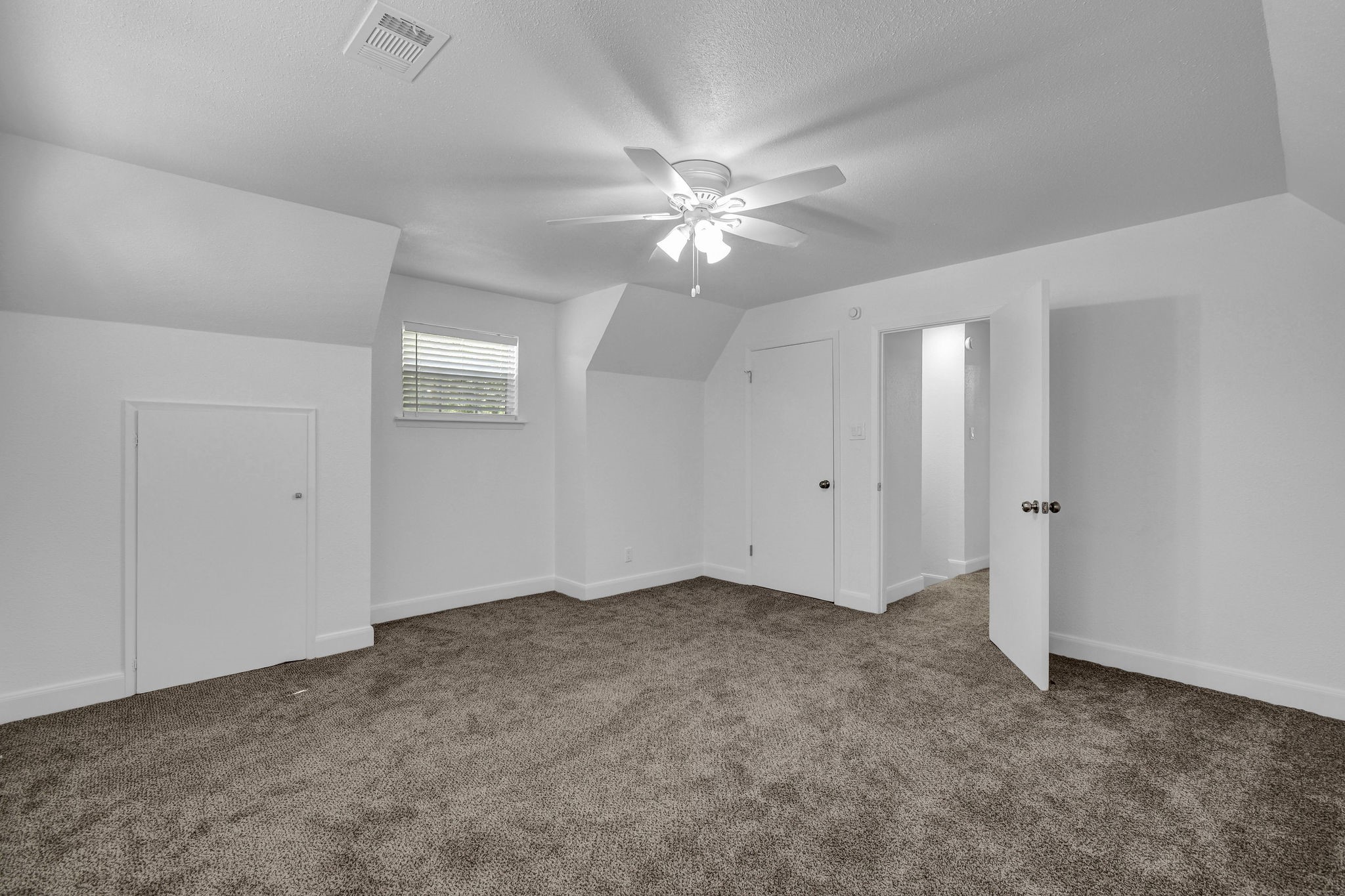 432 Robinson Road Property Photo 35