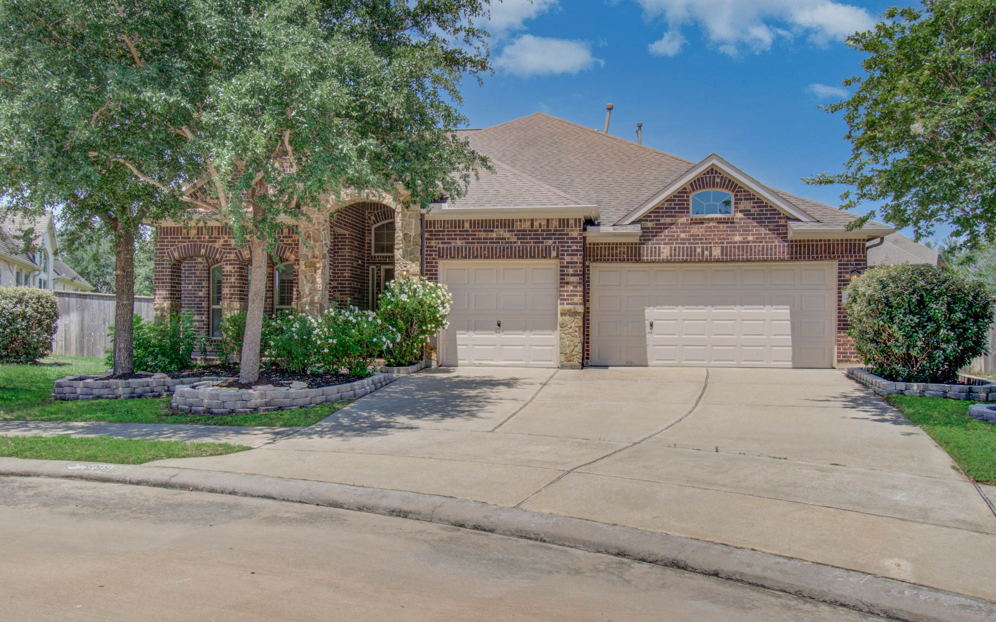 28666 Pleasant Forest Dr Property Photo 2