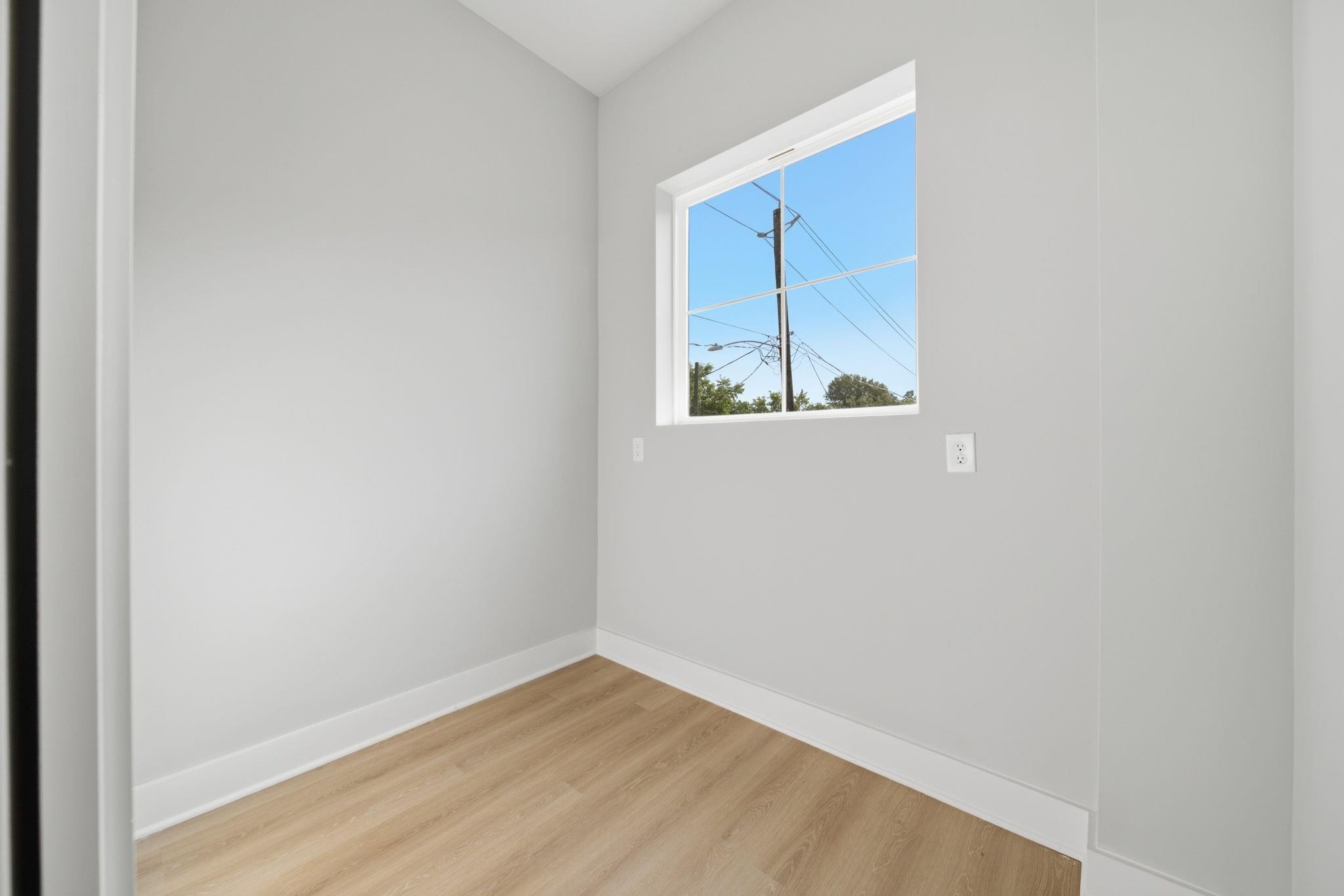 4430 Providence Street B Property Photo 29