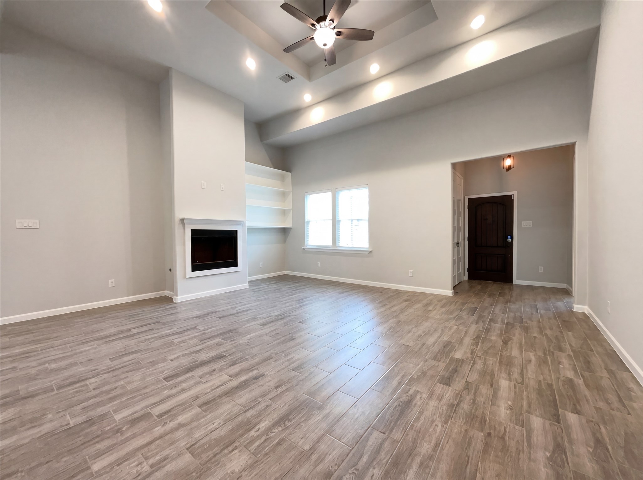 40402 Mostyn Drive Property Photo 3