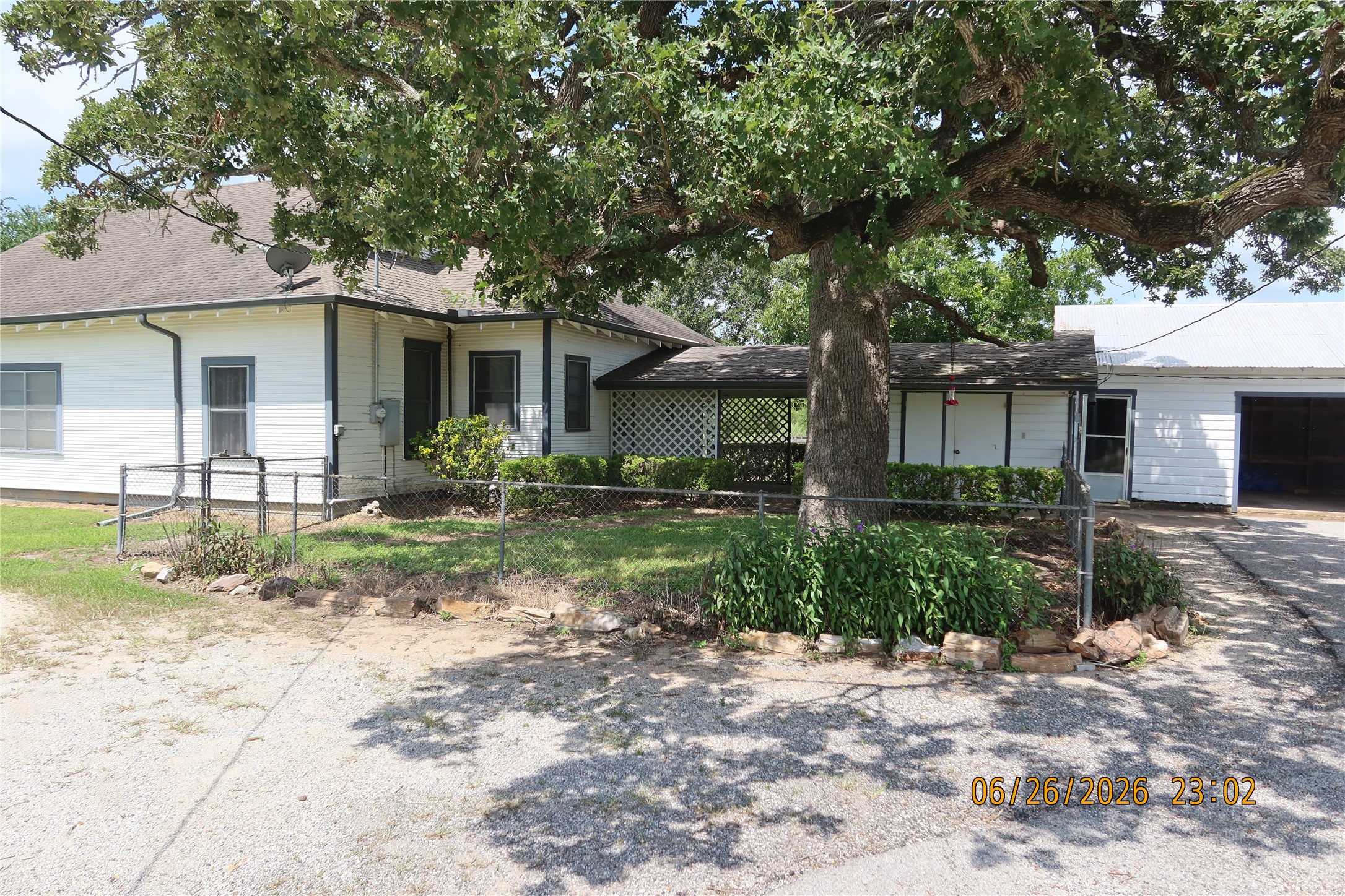 1413 N Main Street Property Photo 9