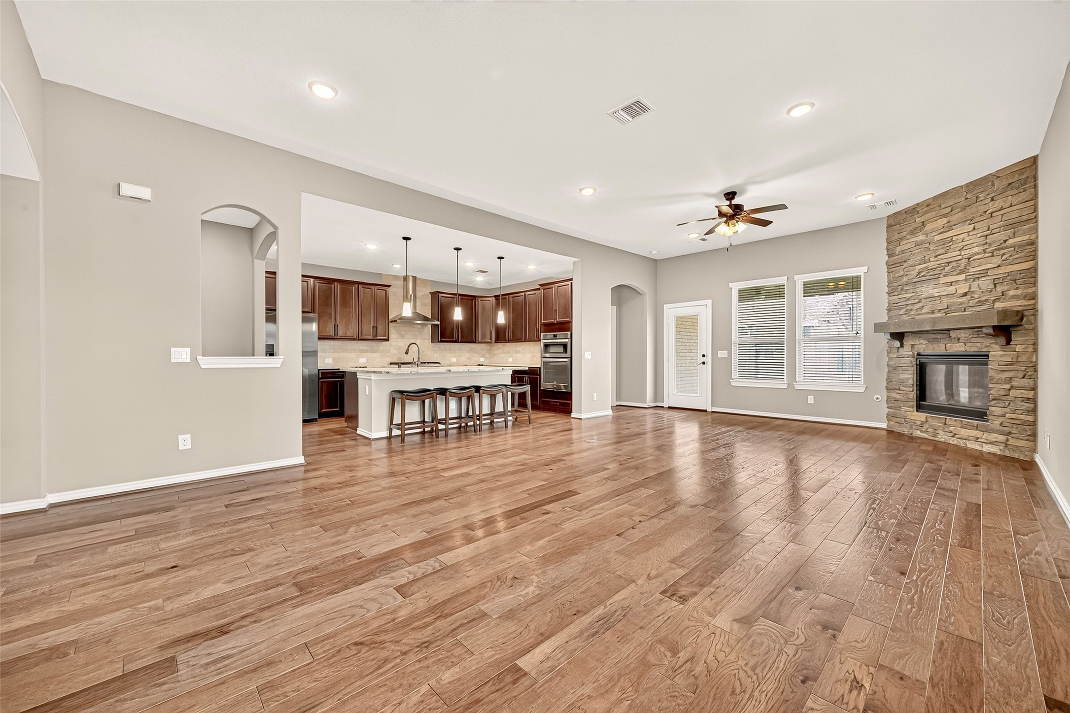 10911 Birchwood Knoll Court Property Photo 4