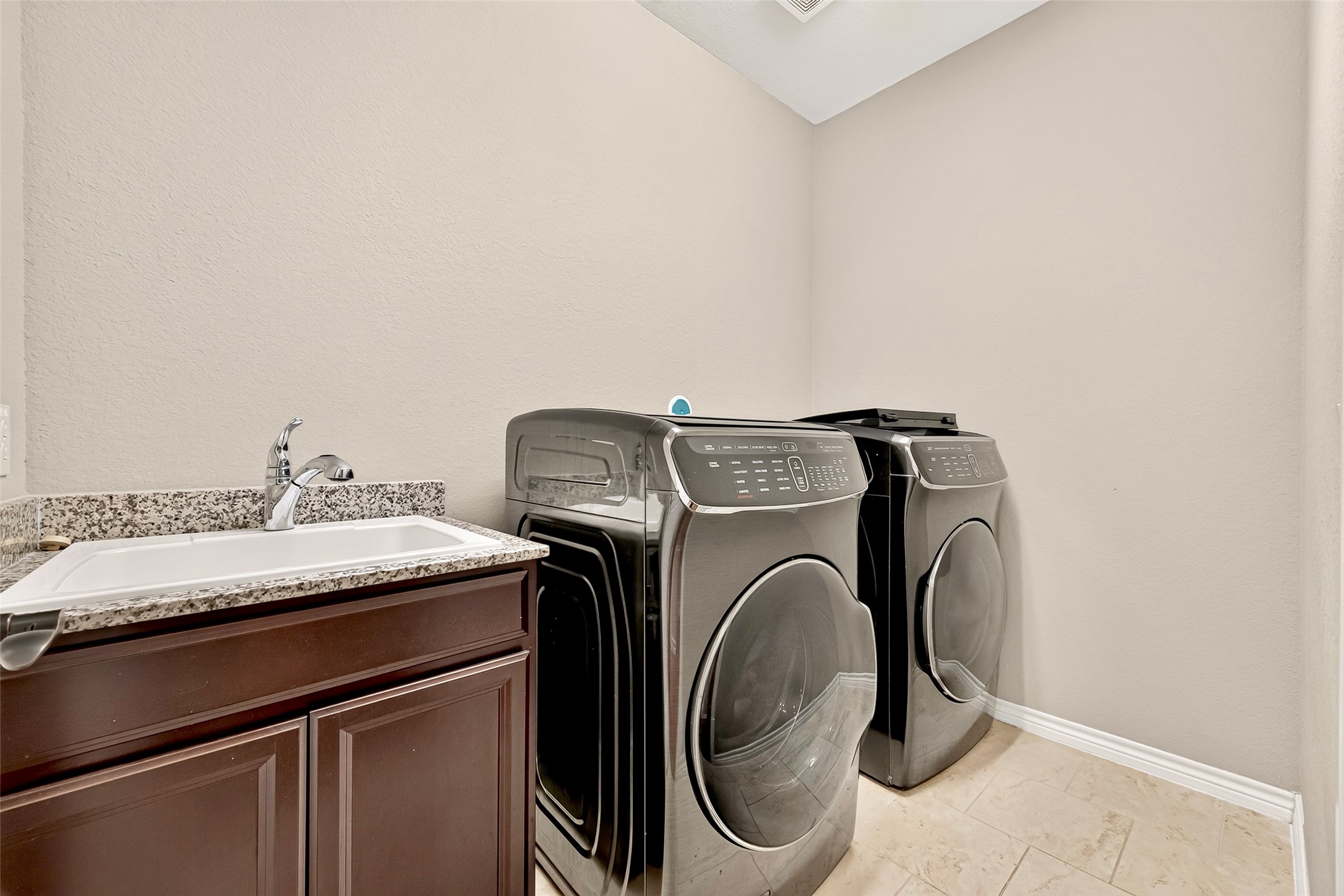 10911 Birchwood Knoll Court Property Photo 37