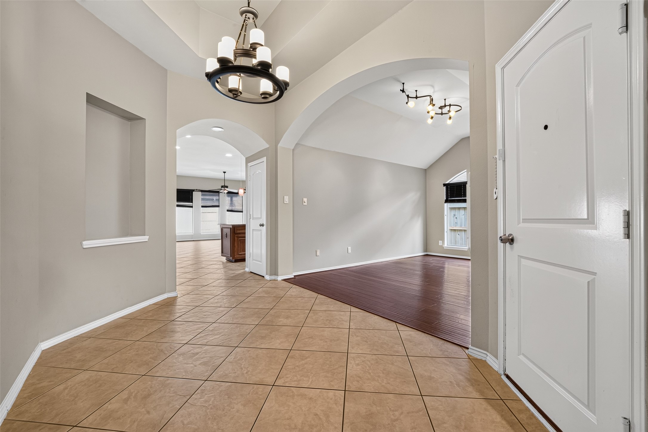 2808 Arbor Brook Lane Property Photo 11