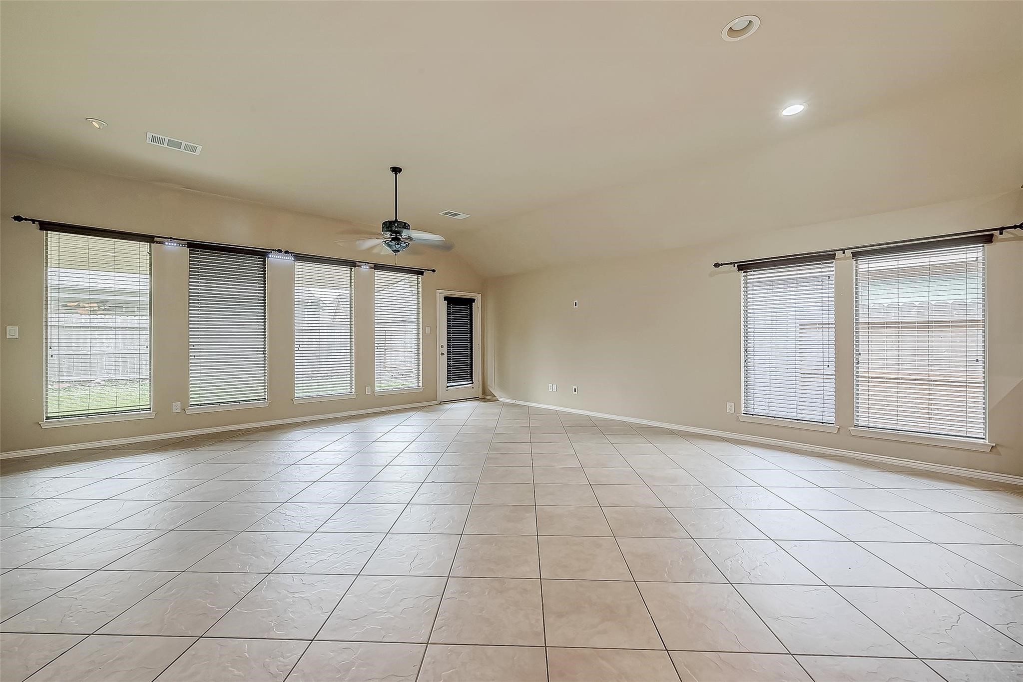 2808 Arbor Brook Lane Property Photo 15