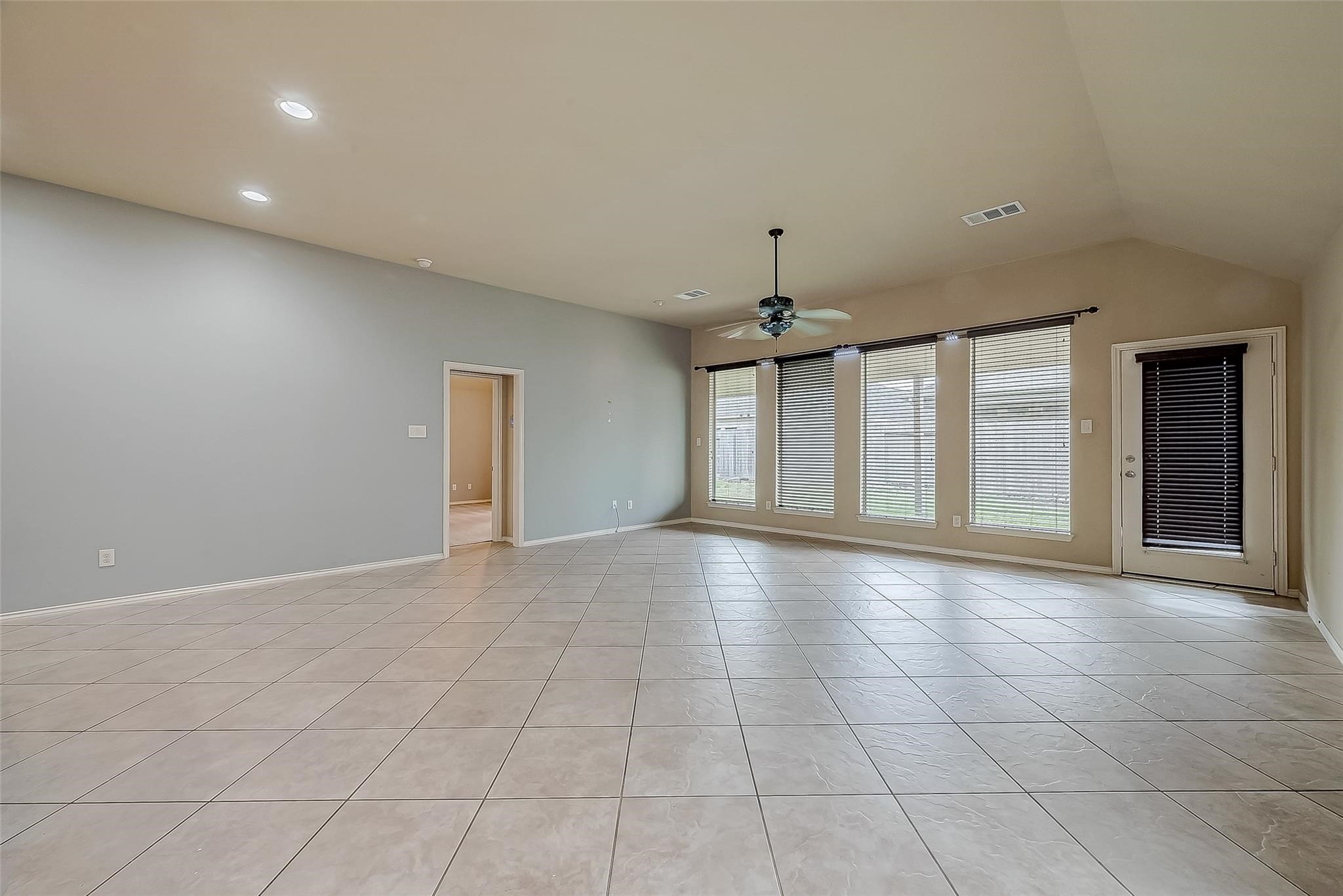 2808 Arbor Brook Lane Property Photo 16