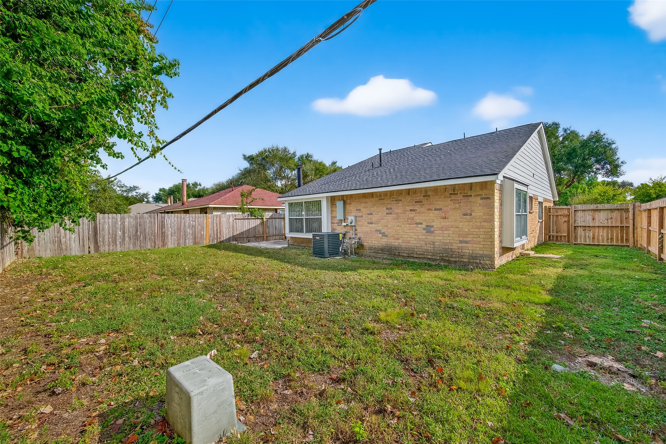 5530 Oak Falls Drive Property Photo 39