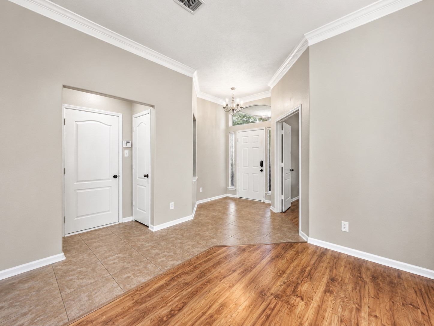 6114 Menor Crest Drive Property Photo 9