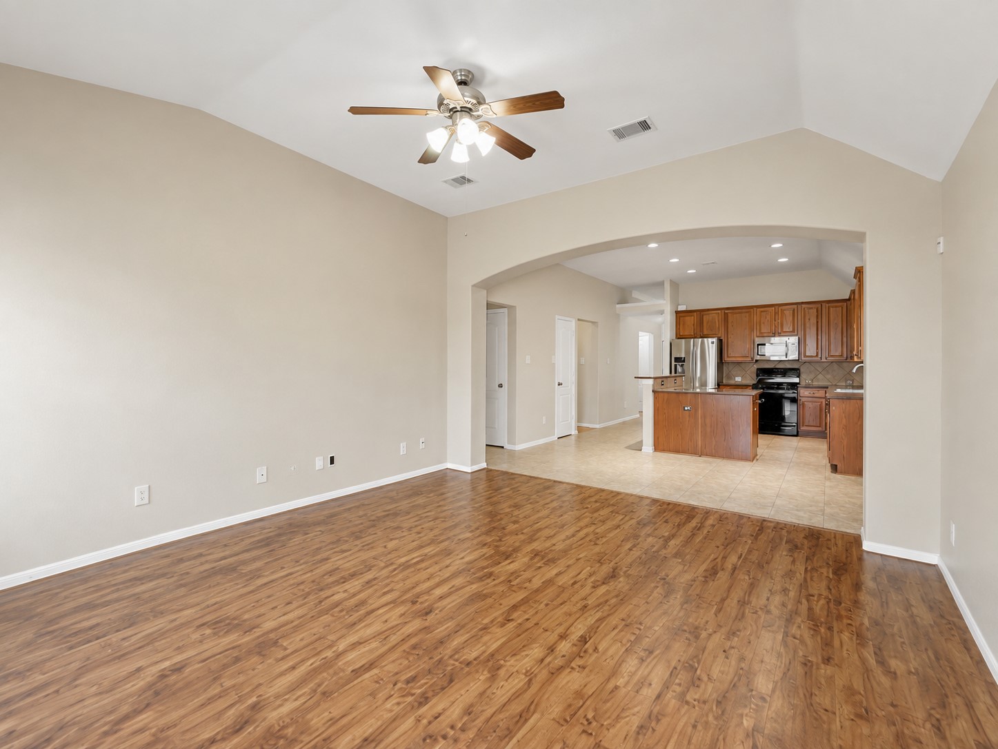 6114 Menor Crest Drive Property Photo 13