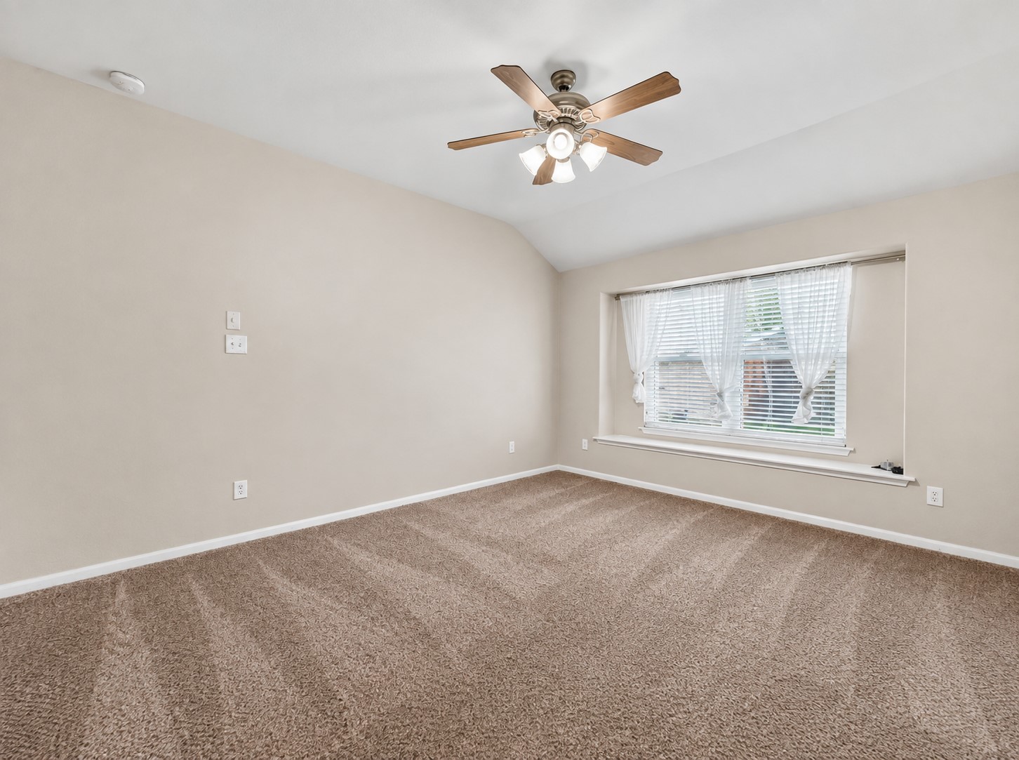 6114 Menor Crest Drive Property Photo 23