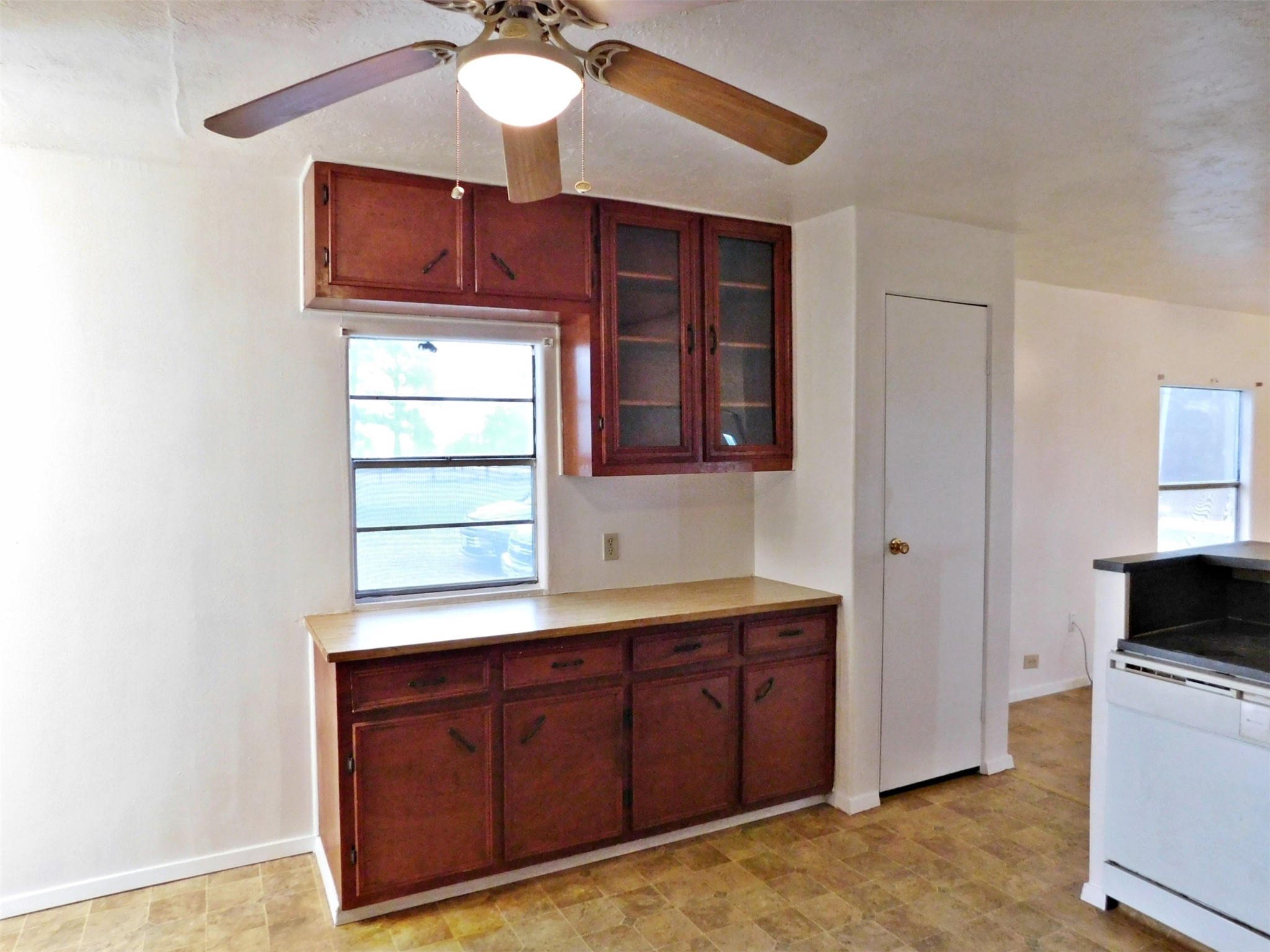 1607 Mallard Lane Property Photo 4