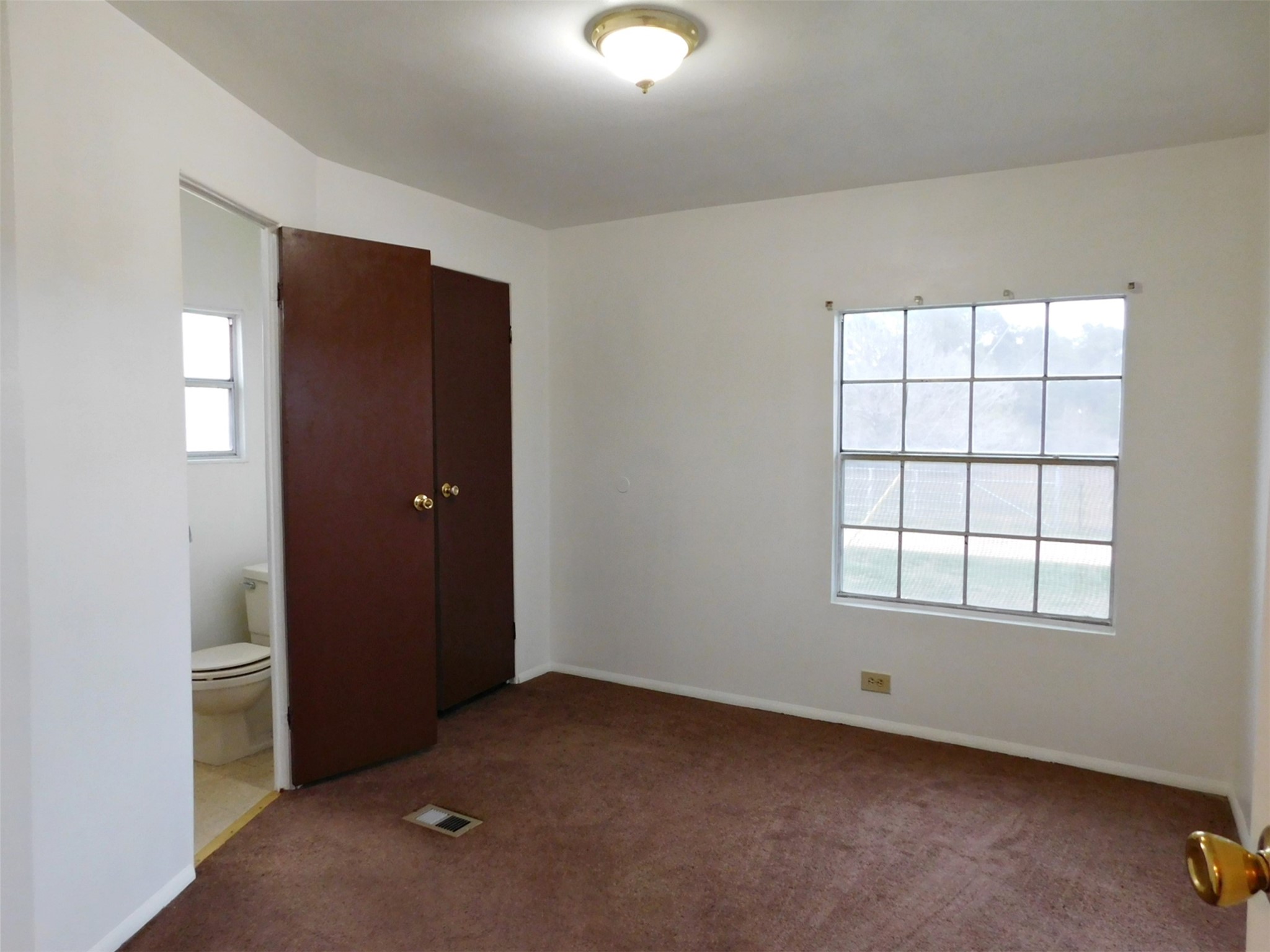 1607 Mallard Lane Property Photo 7