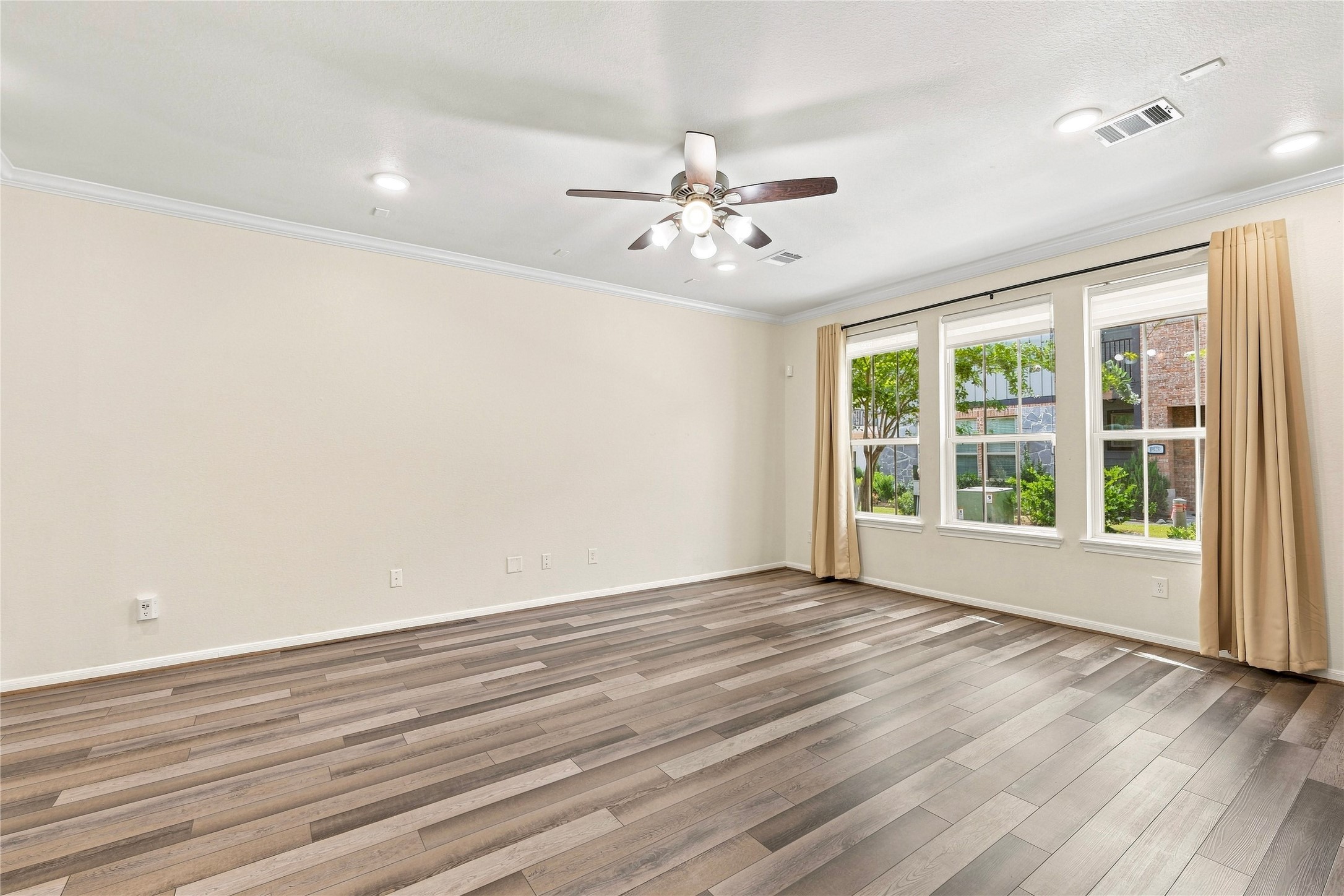 9460 Caddo Ridge Lane Property Photo 7