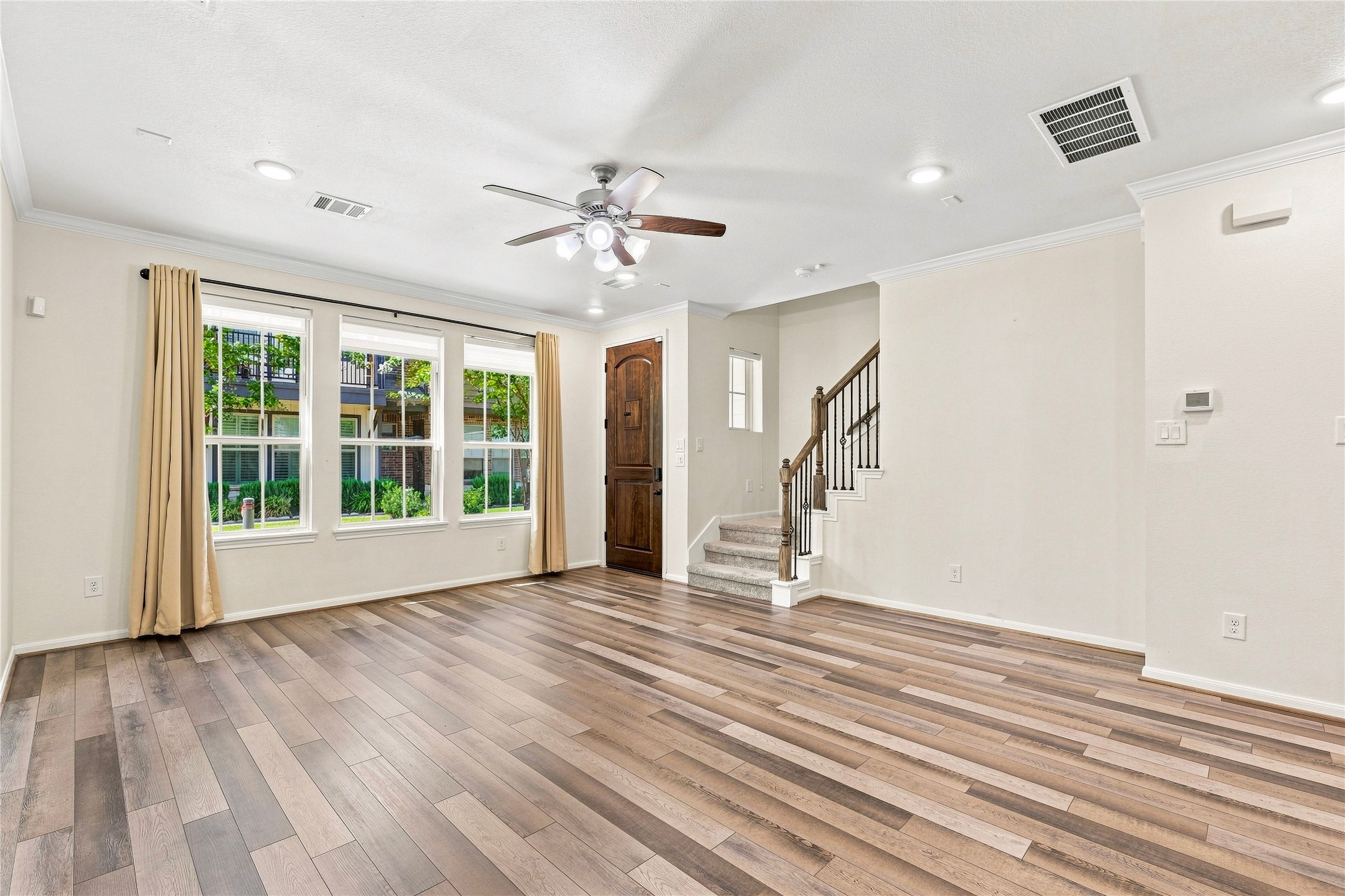 9460 Caddo Ridge Lane Property Photo 8