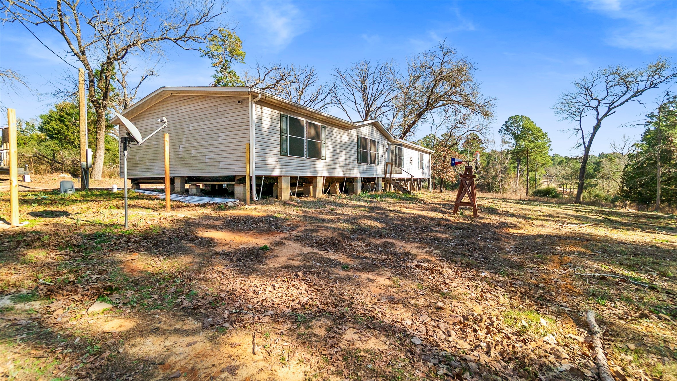 1291 E State Highway 294 Property Photo 3