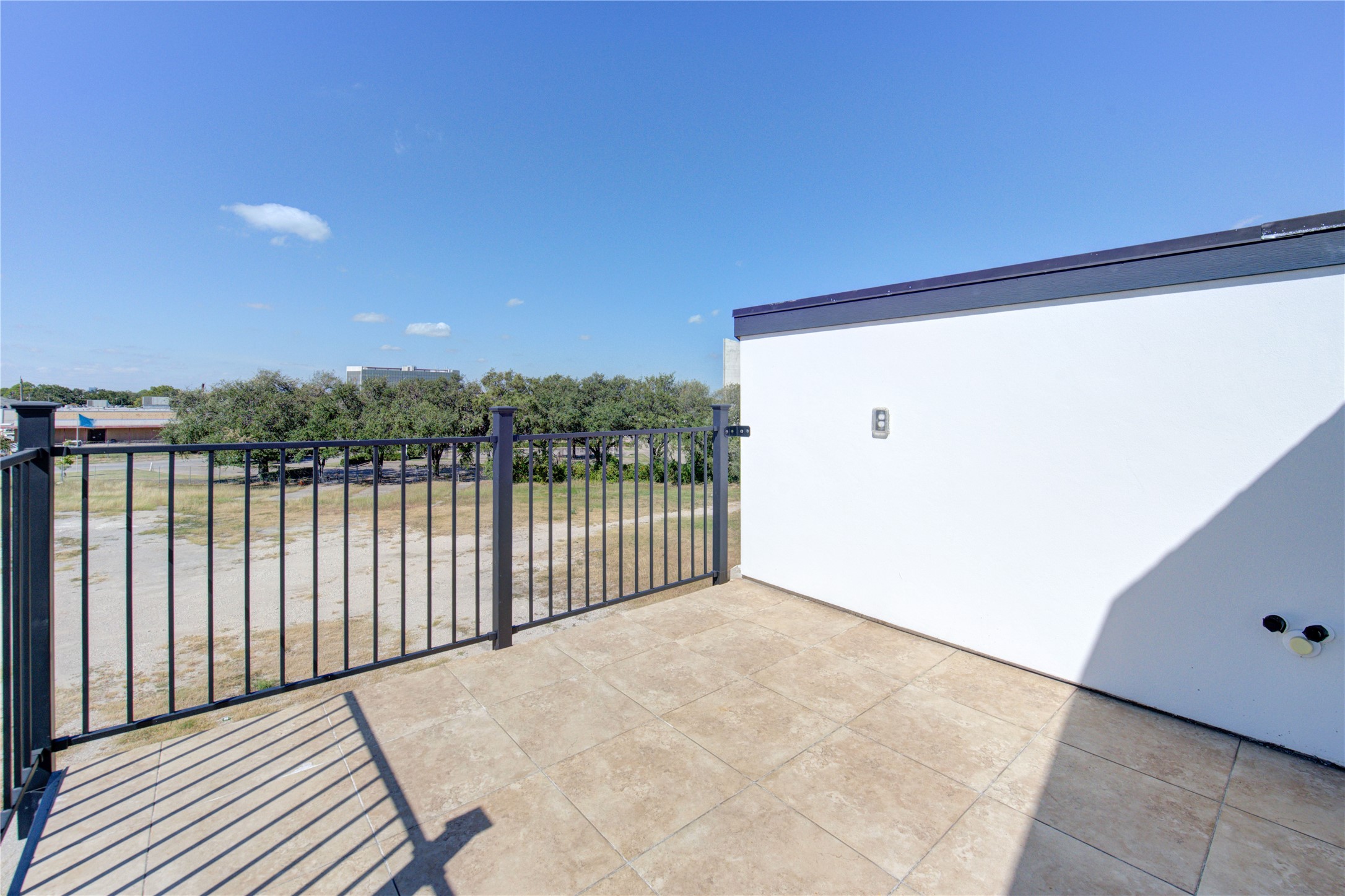 2928 El Fenice Lane Property Photo 10
