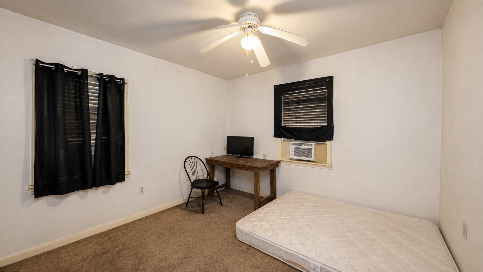 10242 Flaxman Street Property Photo 5