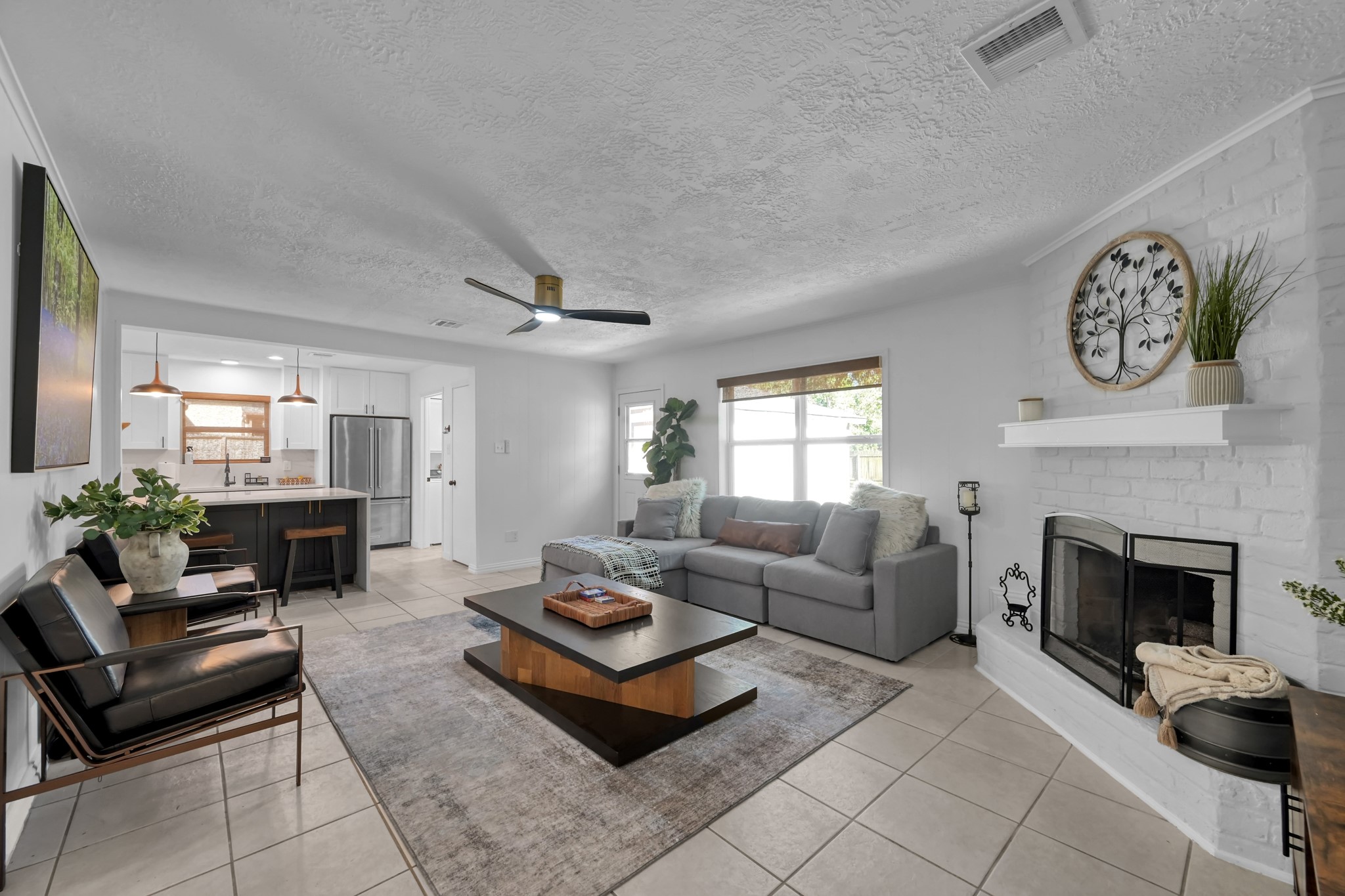 28926 Twisted Oak Drive Property Photo 9