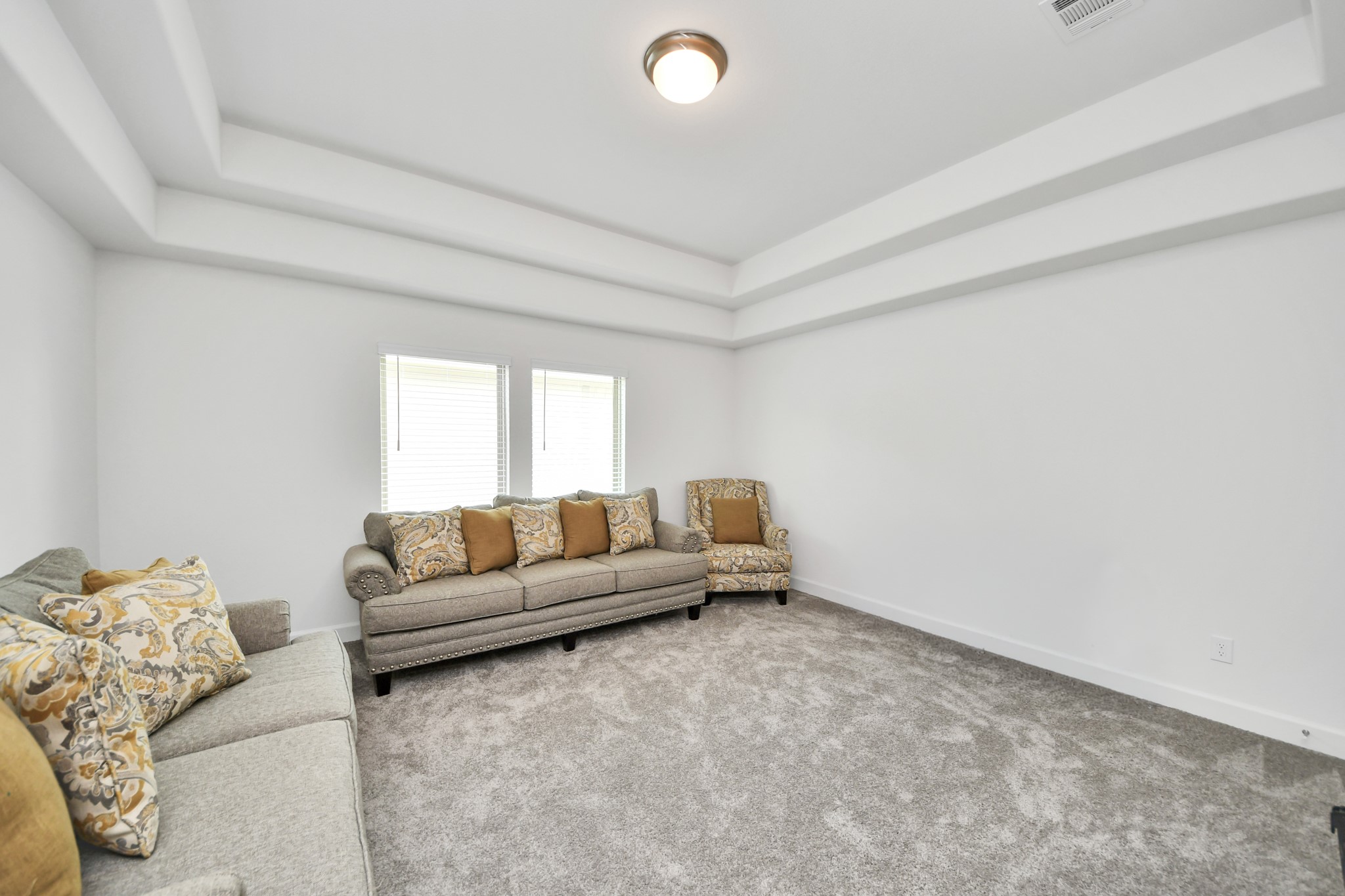 3527 Highcliffe Drive Property Photo 35