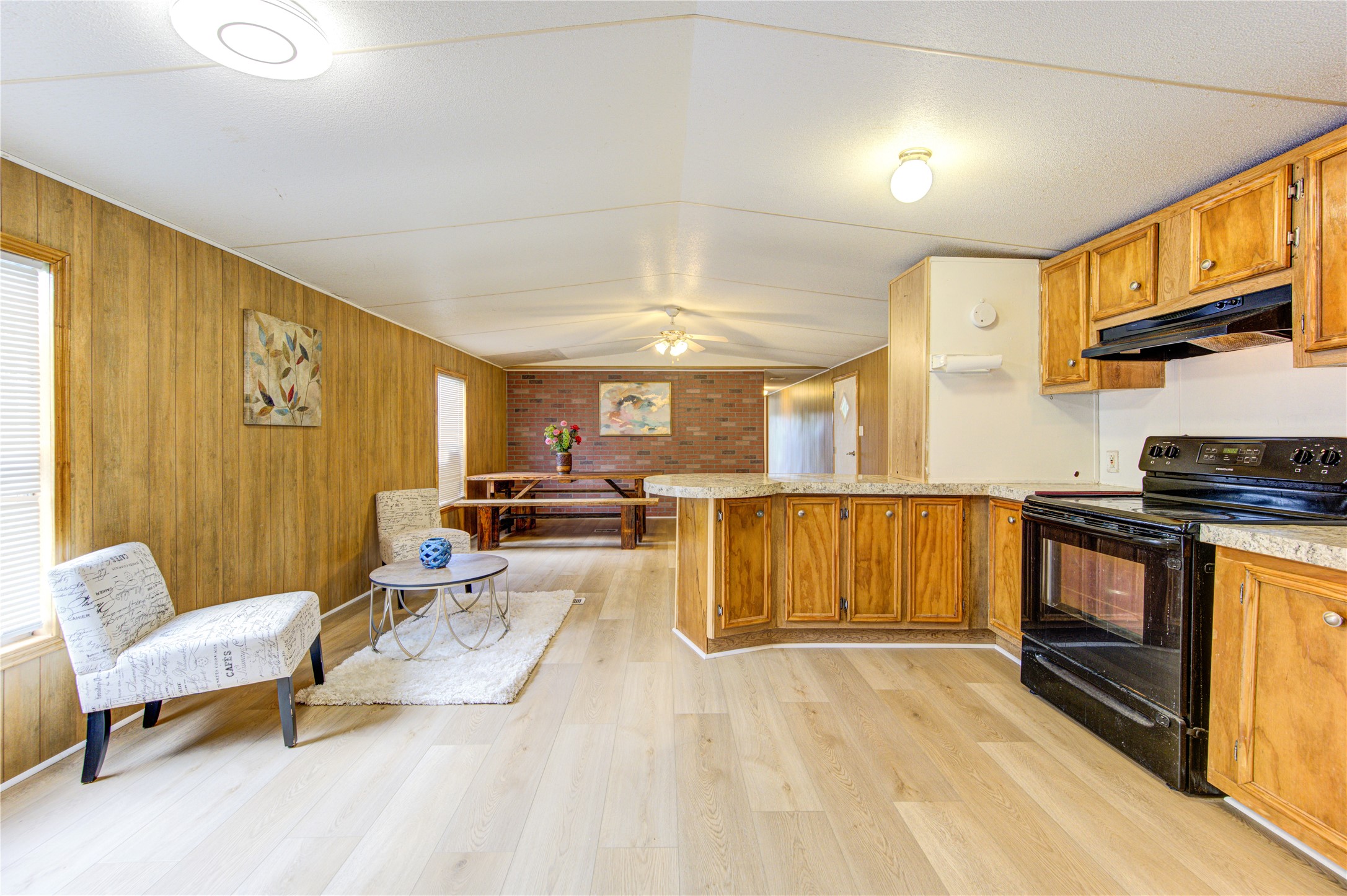 2625 Muegge Road Property Photo 11