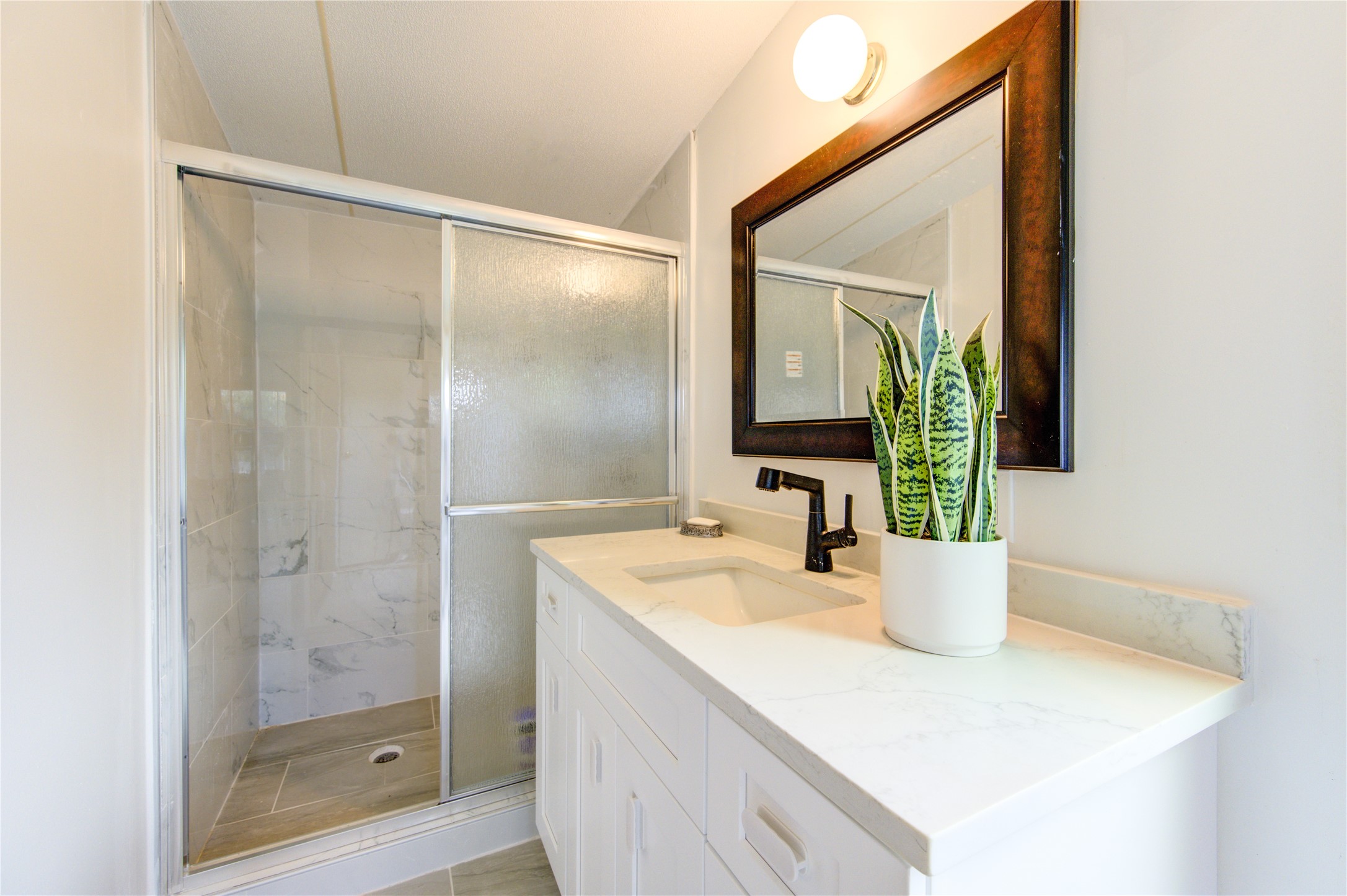 2625 Muegge Road Property Photo 17