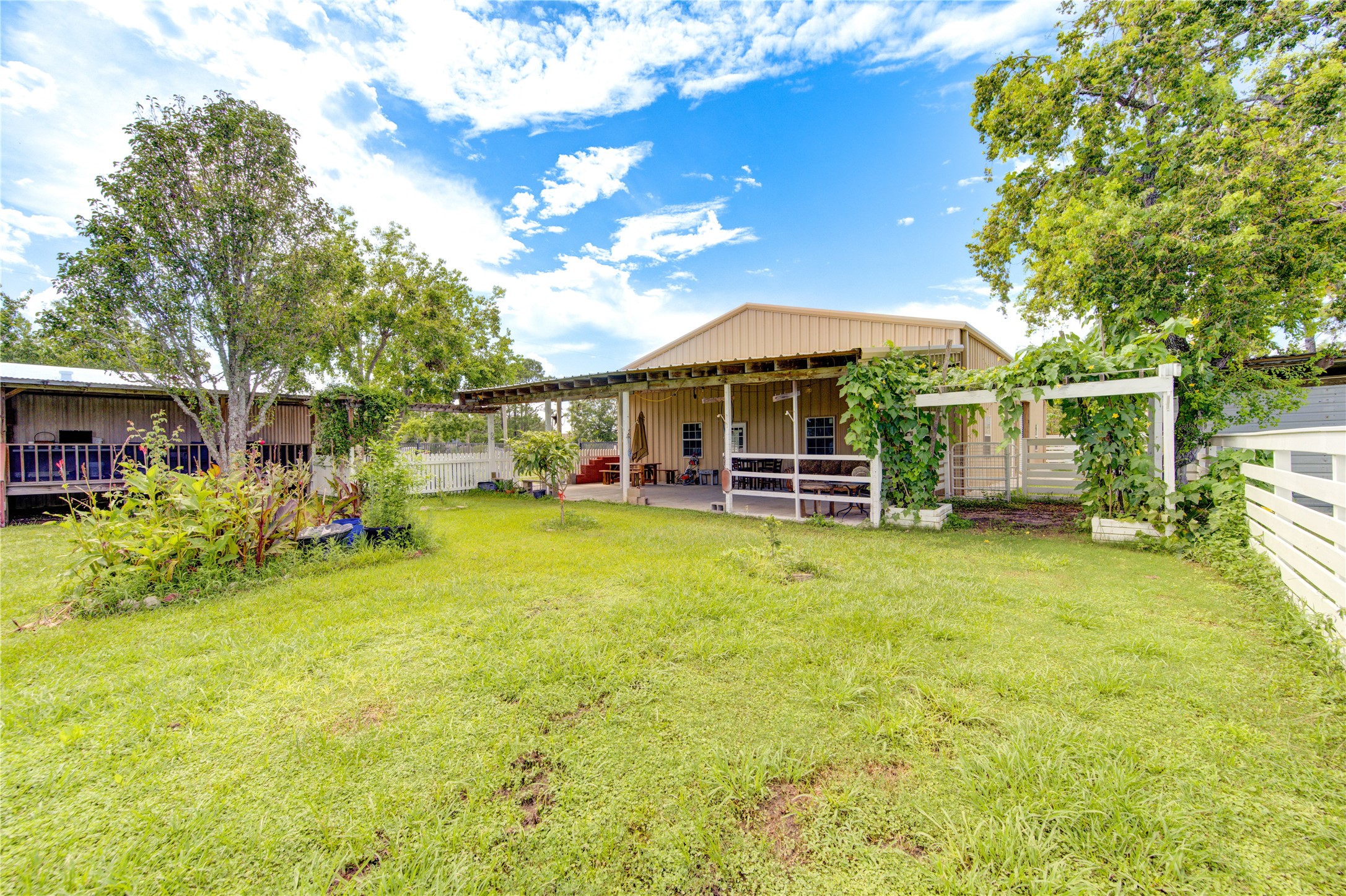 2625 Muegge Road Property Photo 25