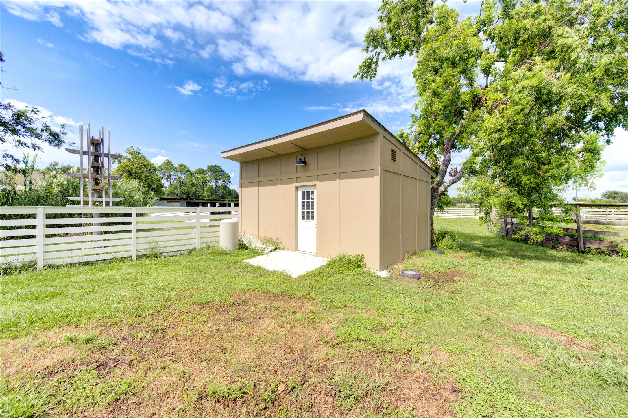 2625 Muegge Road Property Photo 27