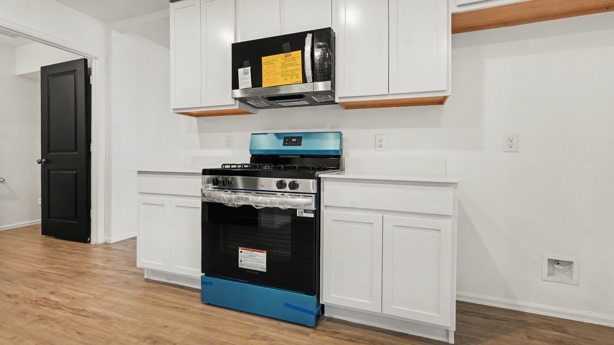 9106 Burnet Fields Drive Property Photo 11