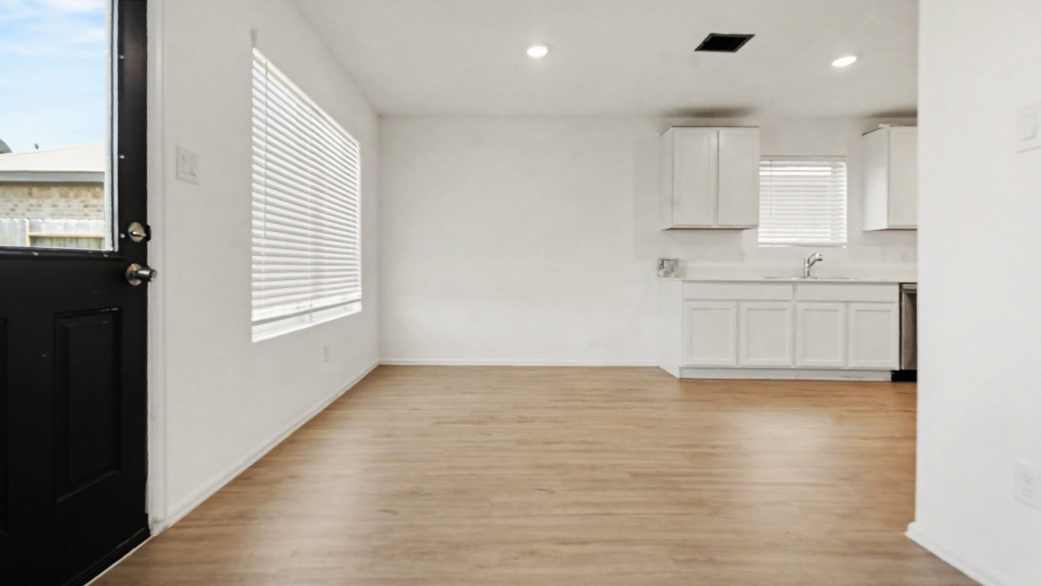 9106 Burnet Fields Drive Property Photo 13