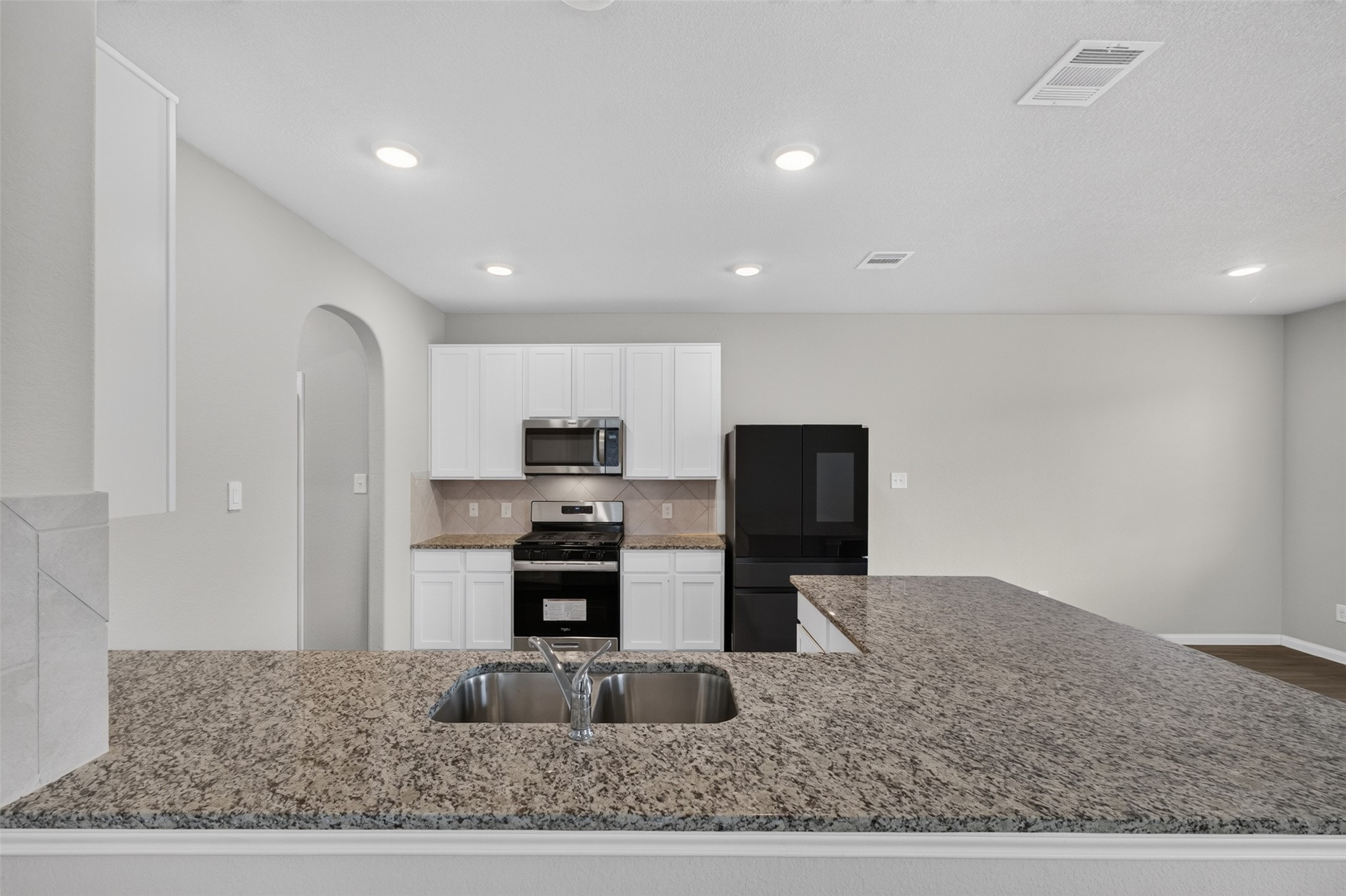2404 Shellcracker Drive Property Photo 6