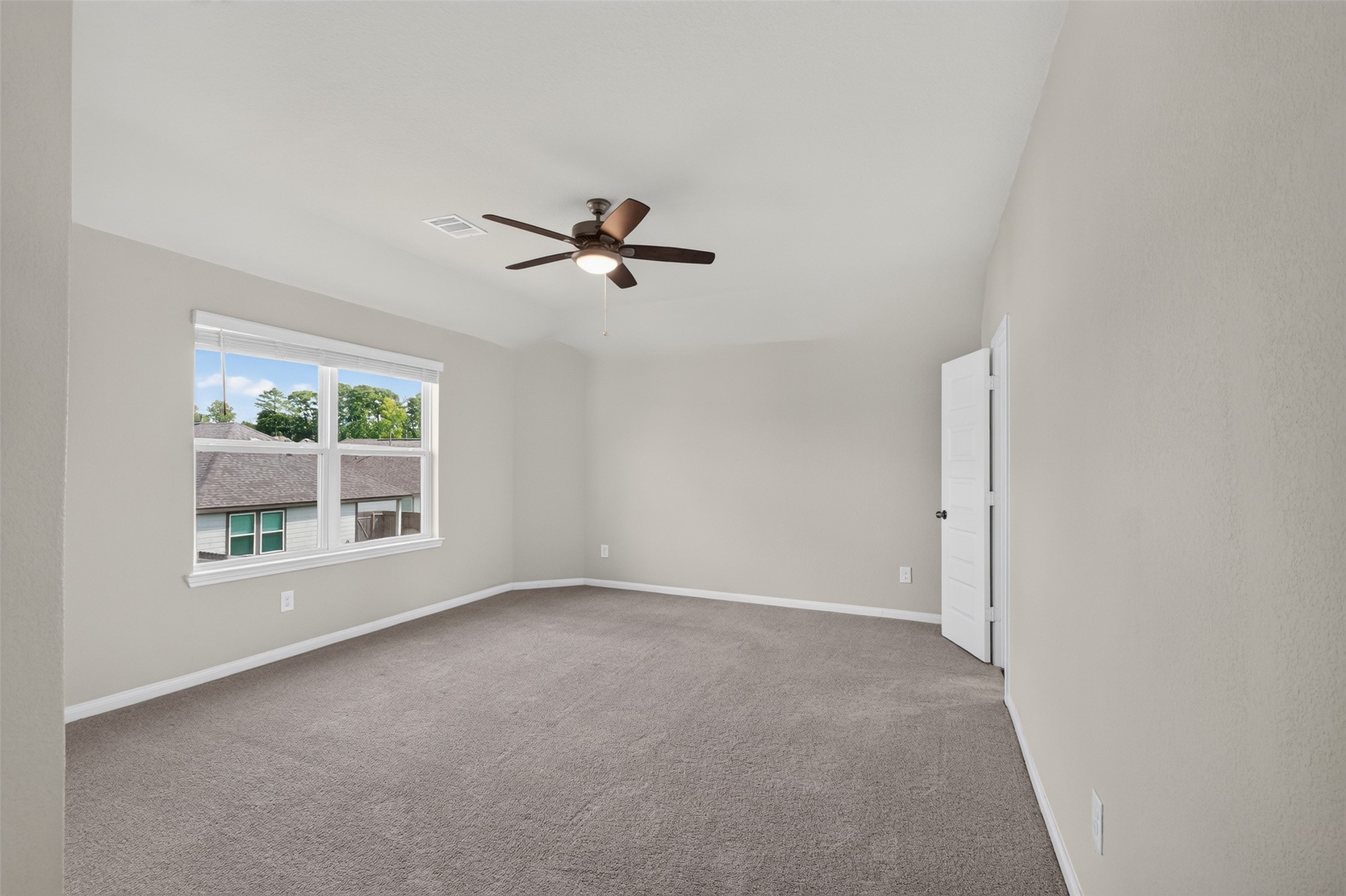2404 Shellcracker Drive Property Photo 18