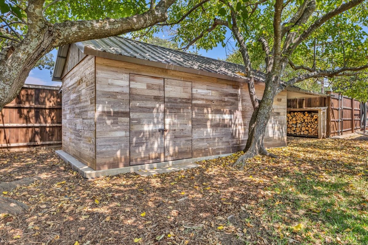 419 Ryan Avenue Property Photo 26