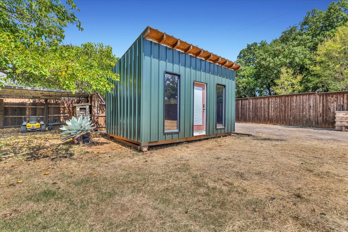 419 Ryan Avenue Property Photo 30