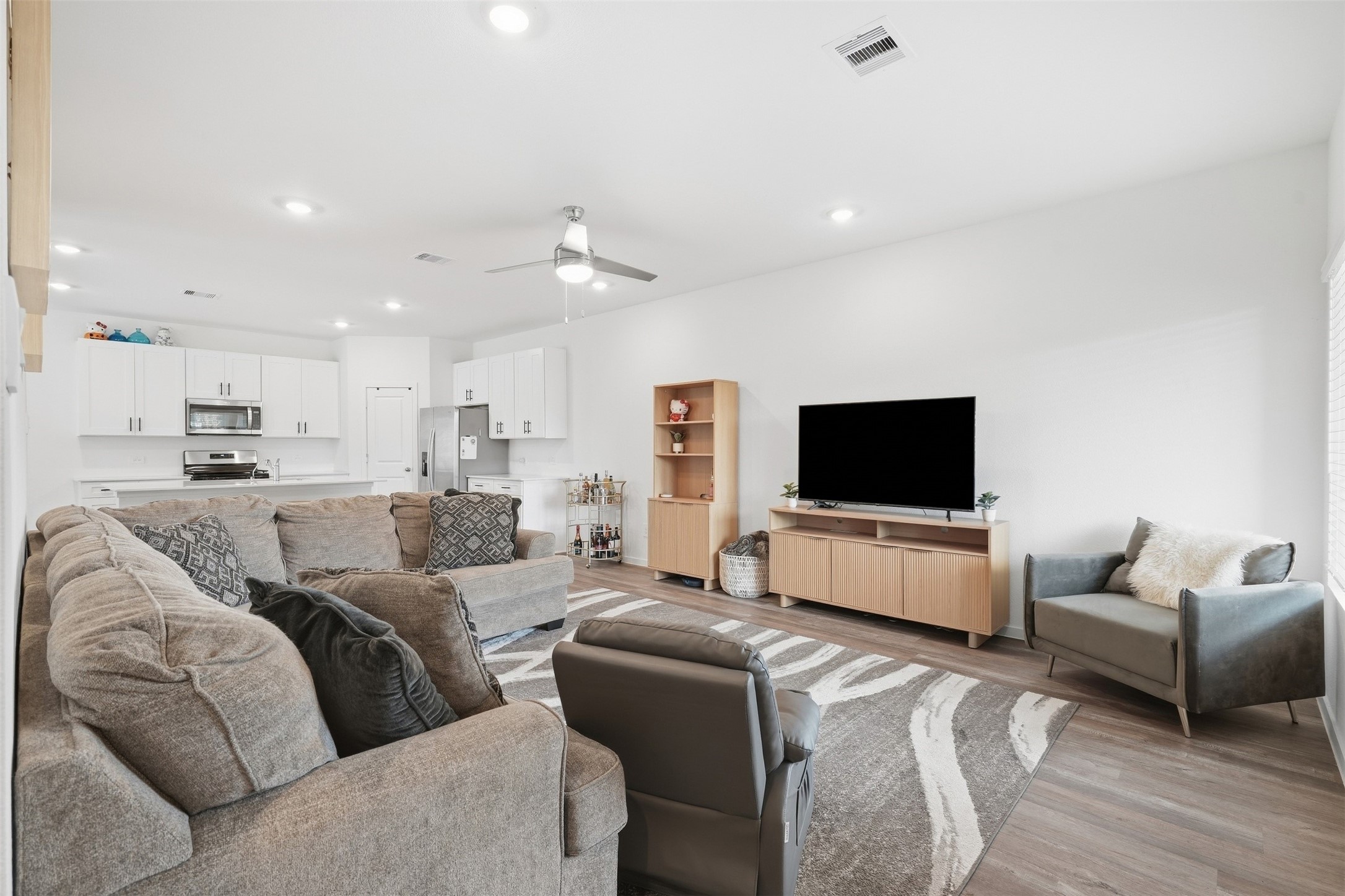 3020 Brizzo Beach Lane Property Photo 10